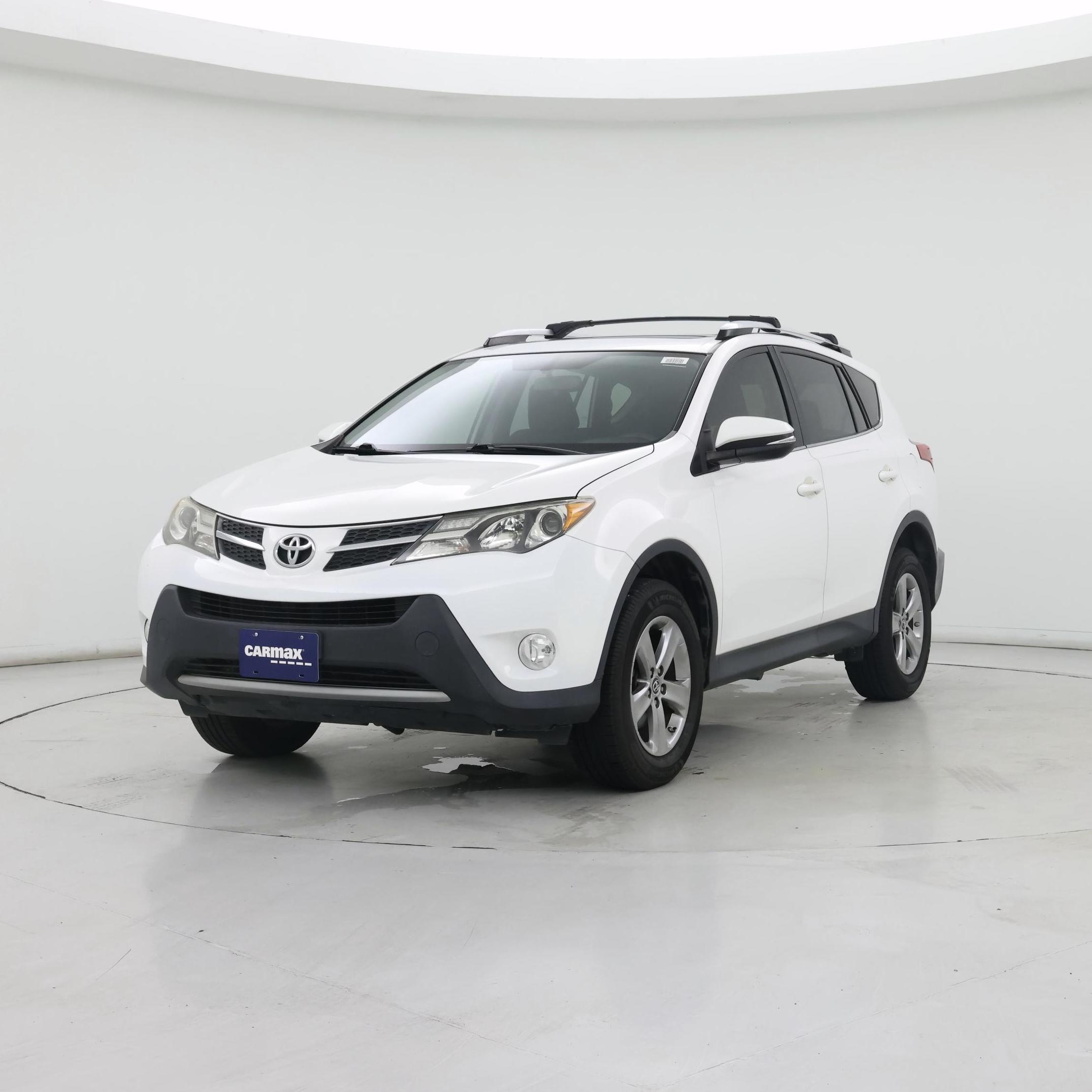 Thumbnail: 2015 Toyota RAV4 - 4