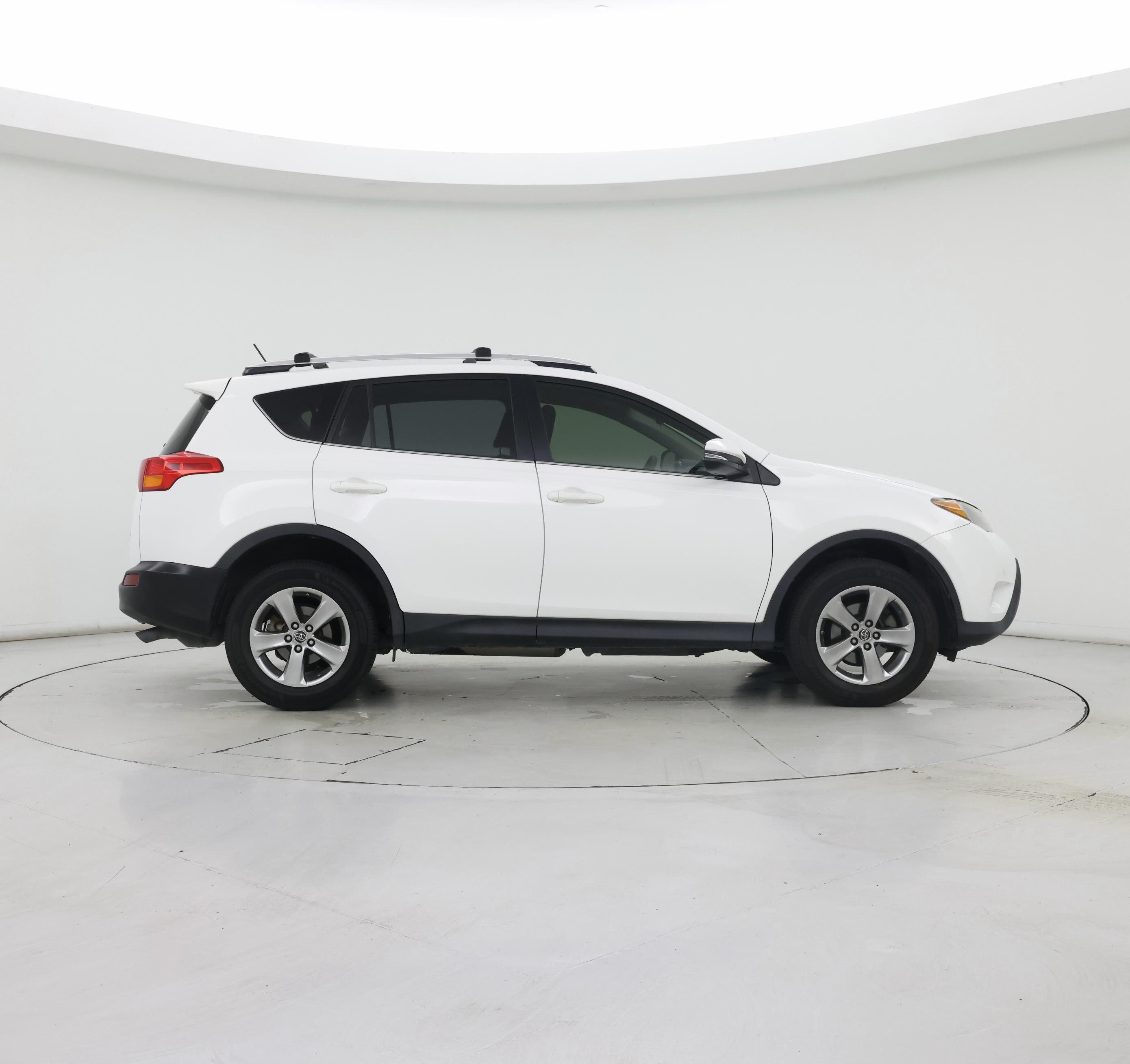 Thumbnail: 2015 Toyota RAV4 - 7