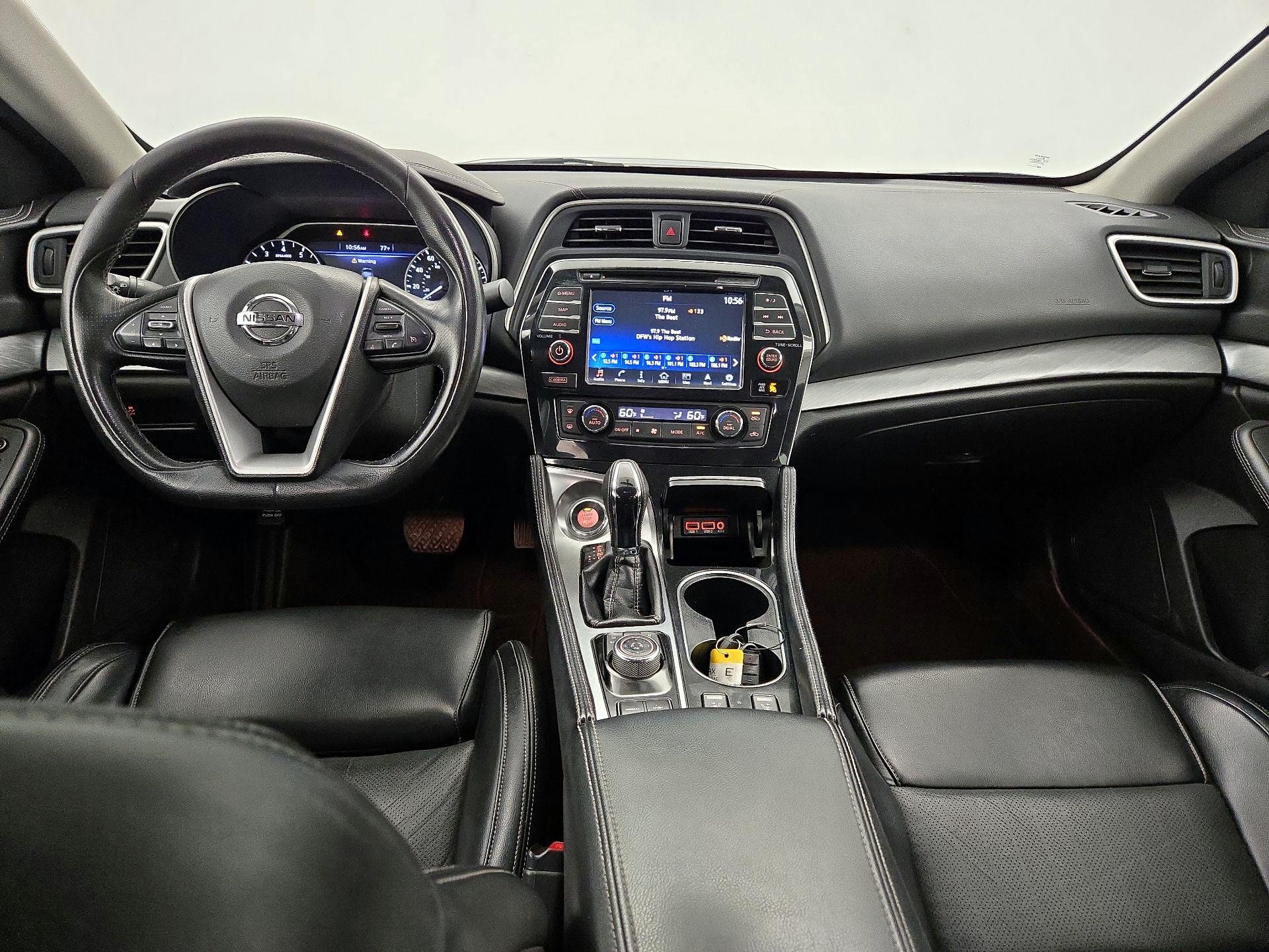 Thumbnail: 2017 Nissan Maxima - 9