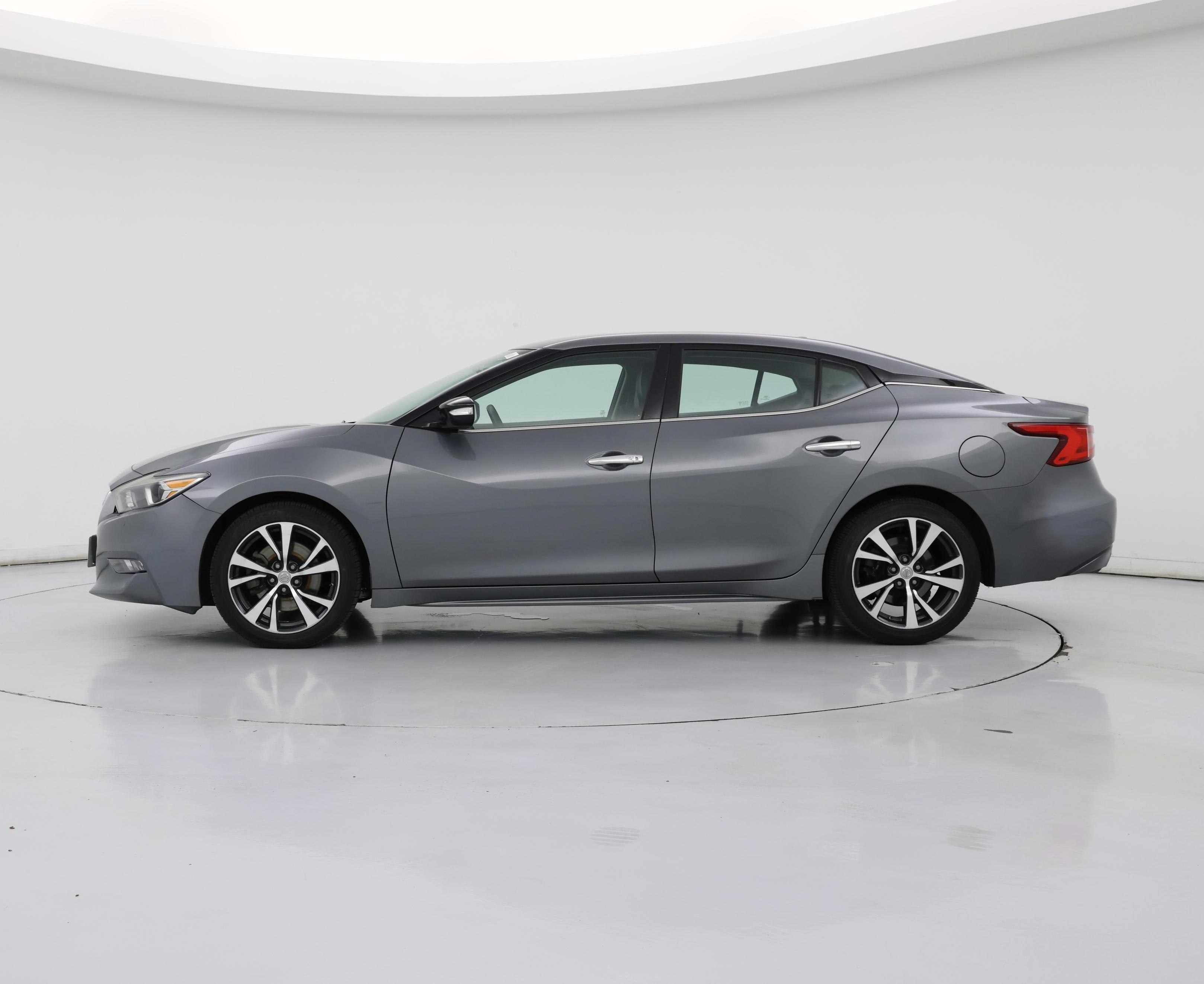 Thumbnail: 2017 Nissan Maxima - 3