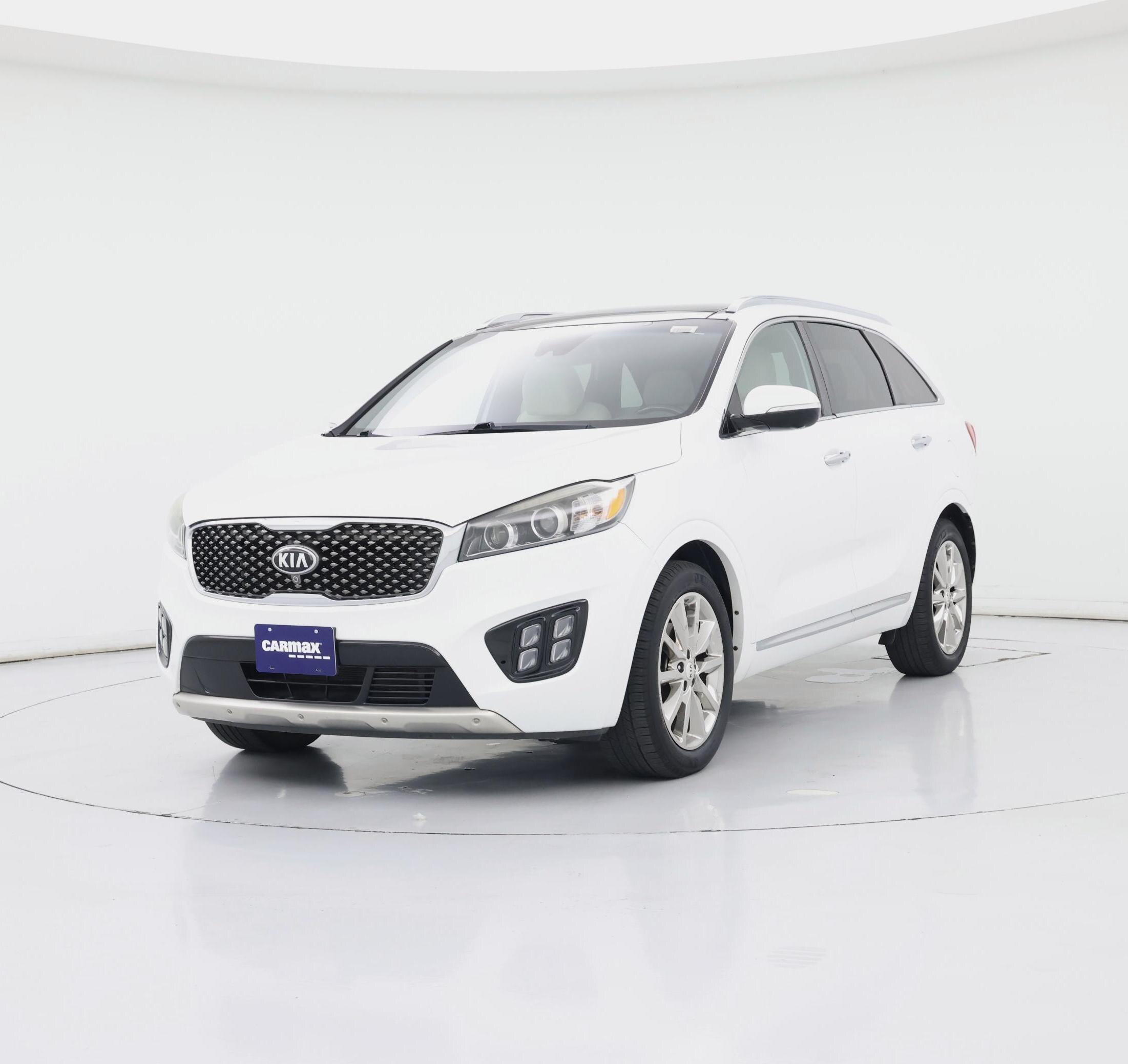 Thumbnail: 2017 Kia Sorento - 4