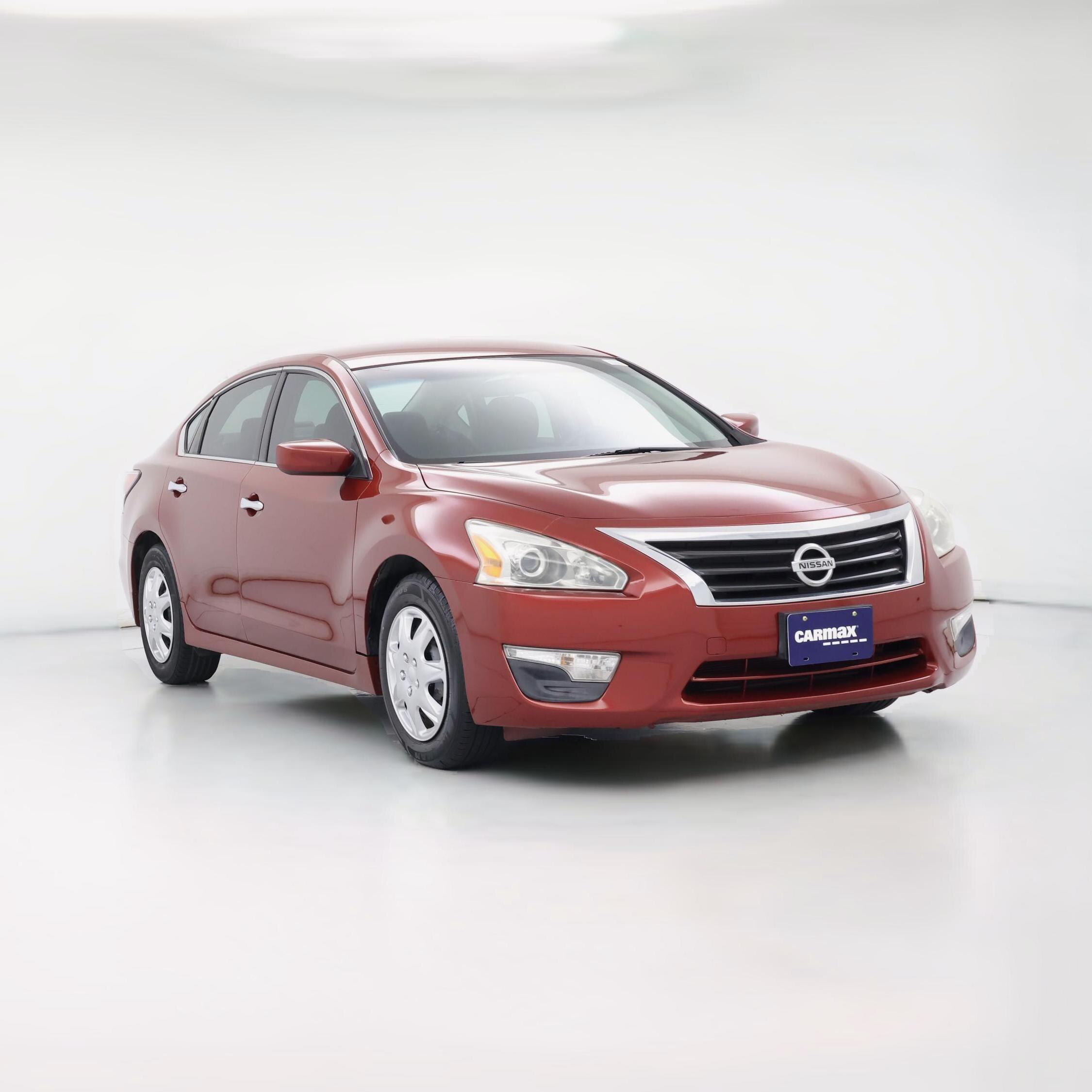 Thumbnail: 2015 Nissan Altima - 1