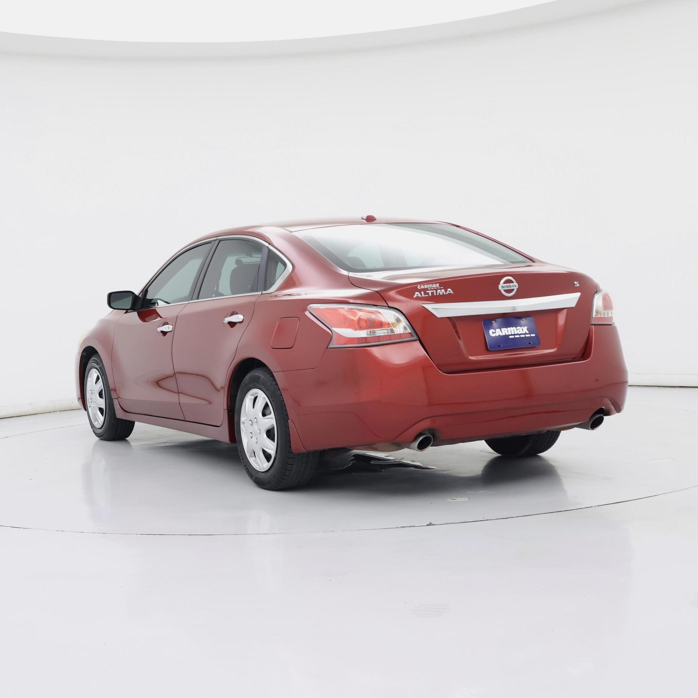 Thumbnail: 2015 Nissan Altima - 2