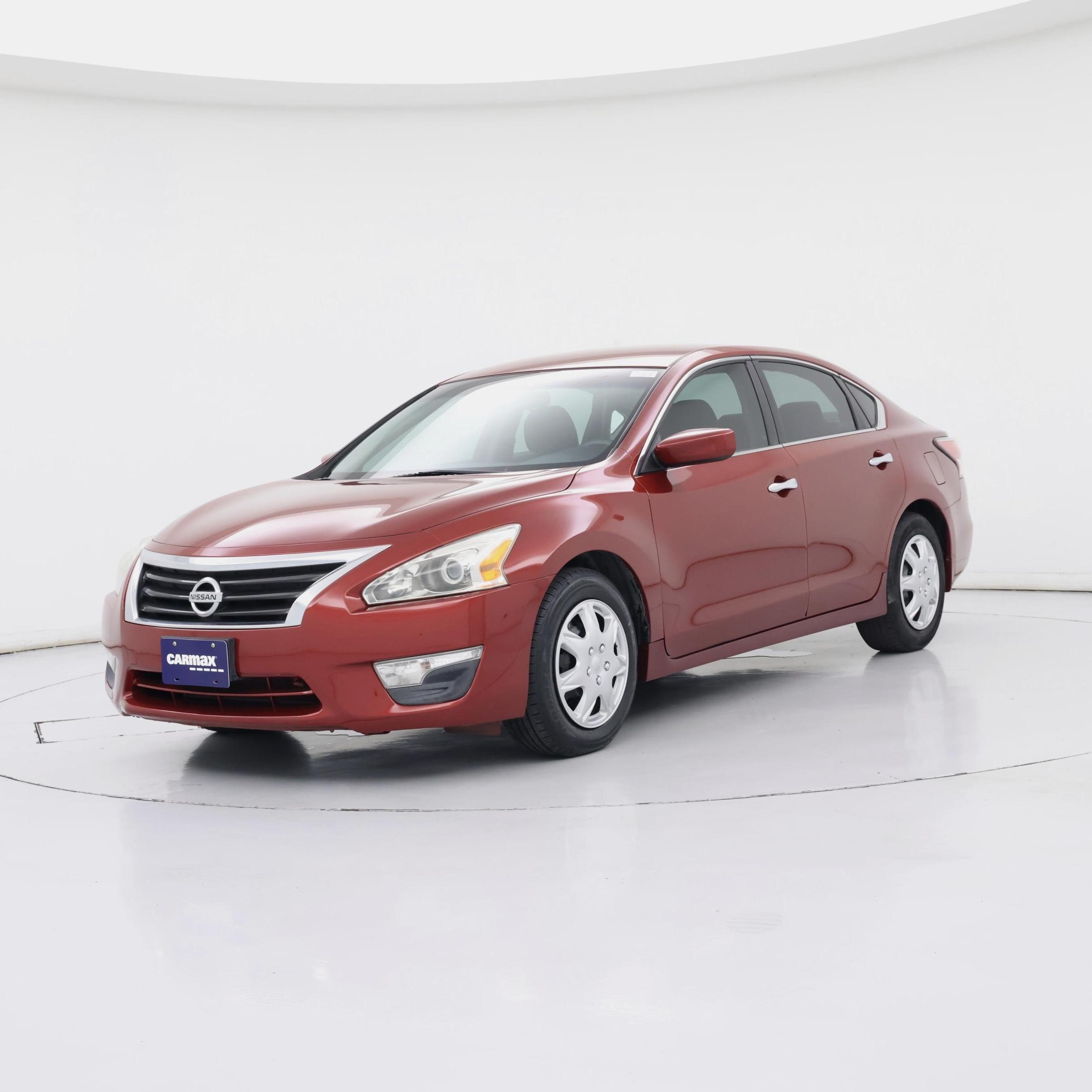 Thumbnail: 2015 Nissan Altima - 4