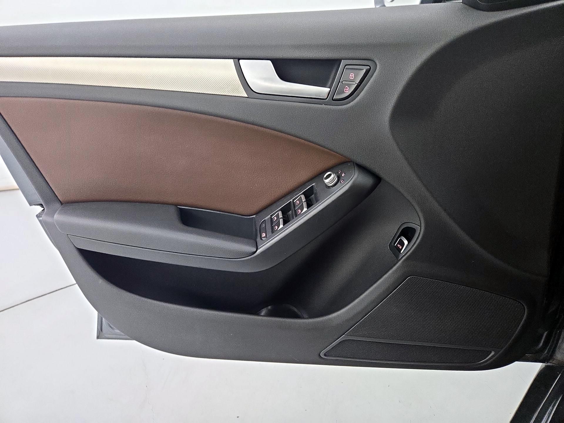 Thumbnail: 2014 Audi A4 - 12