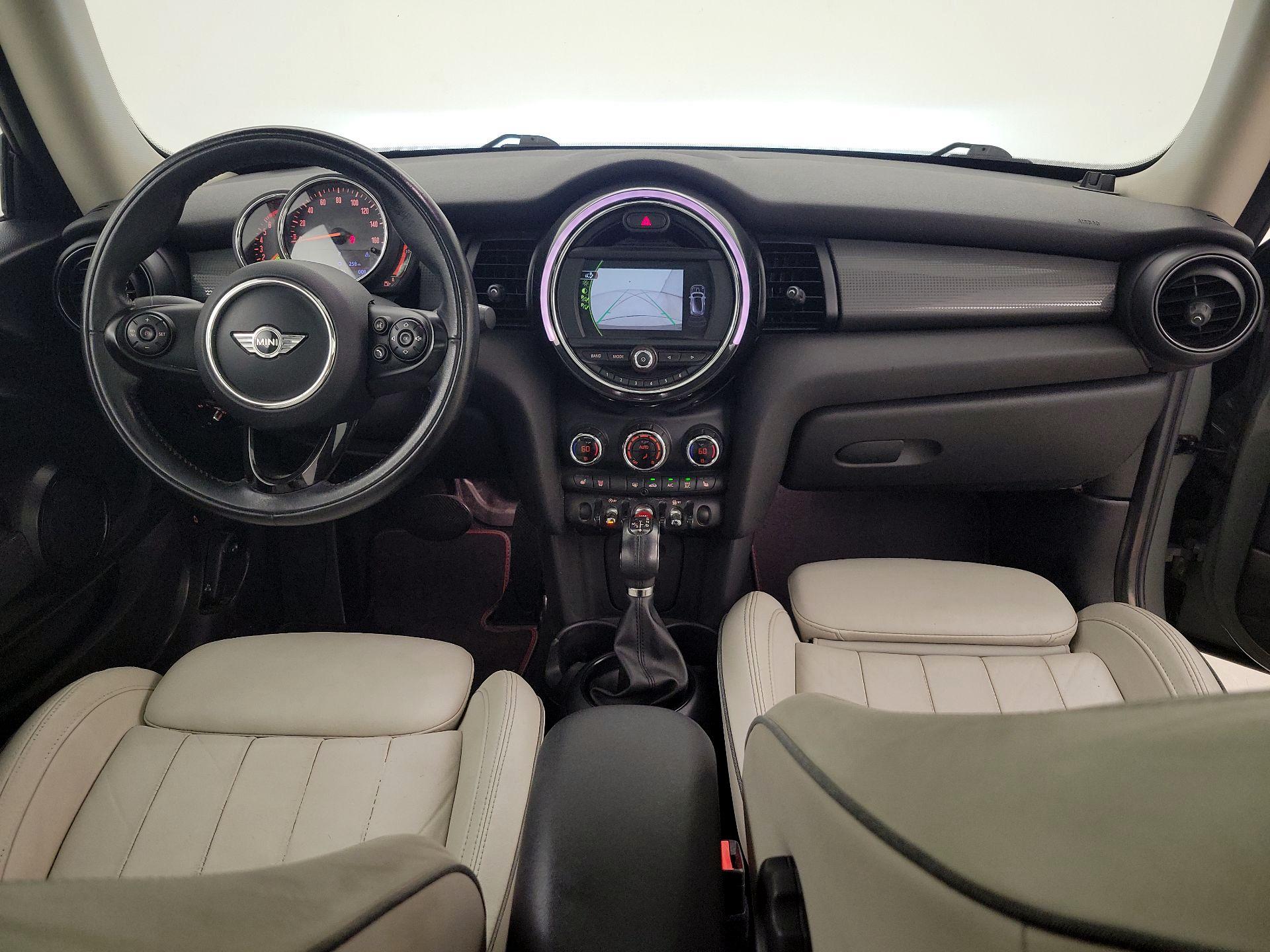 Thumbnail: 2018 MINI Cooper Hardtop - 9