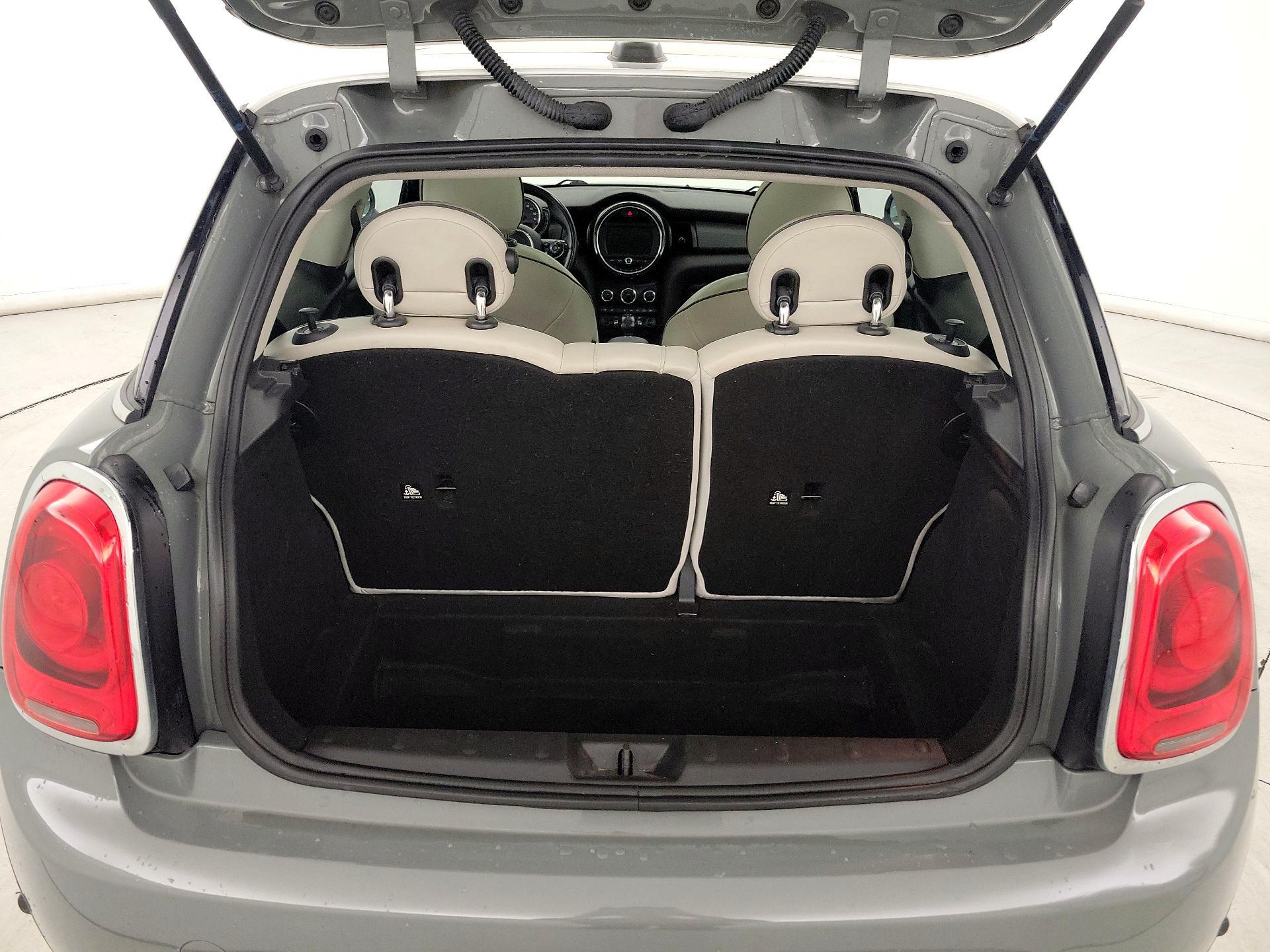 Thumbnail: 2018 MINI Cooper Hardtop - 19