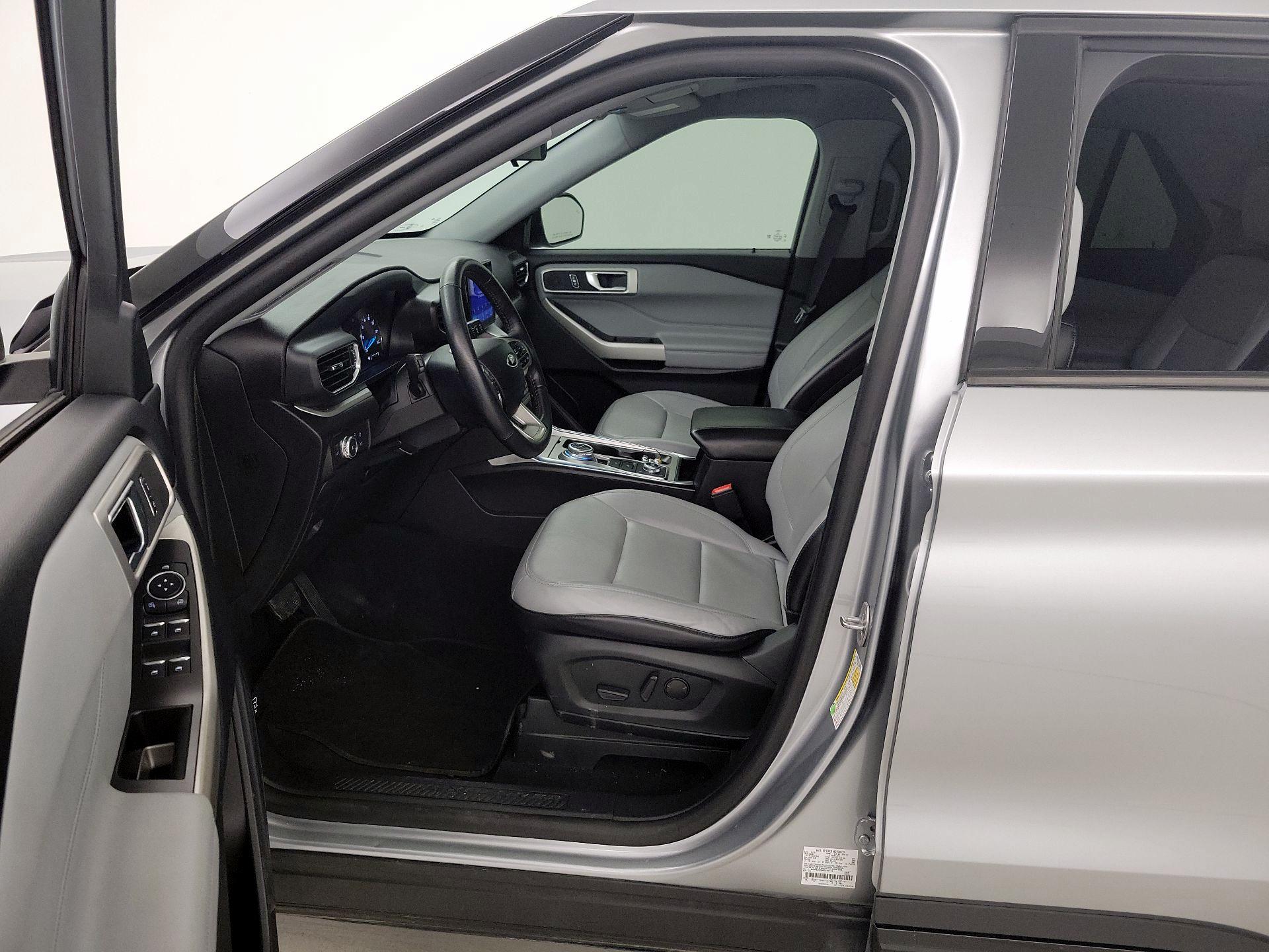 Thumbnail: 2021 Ford Explorer - 11