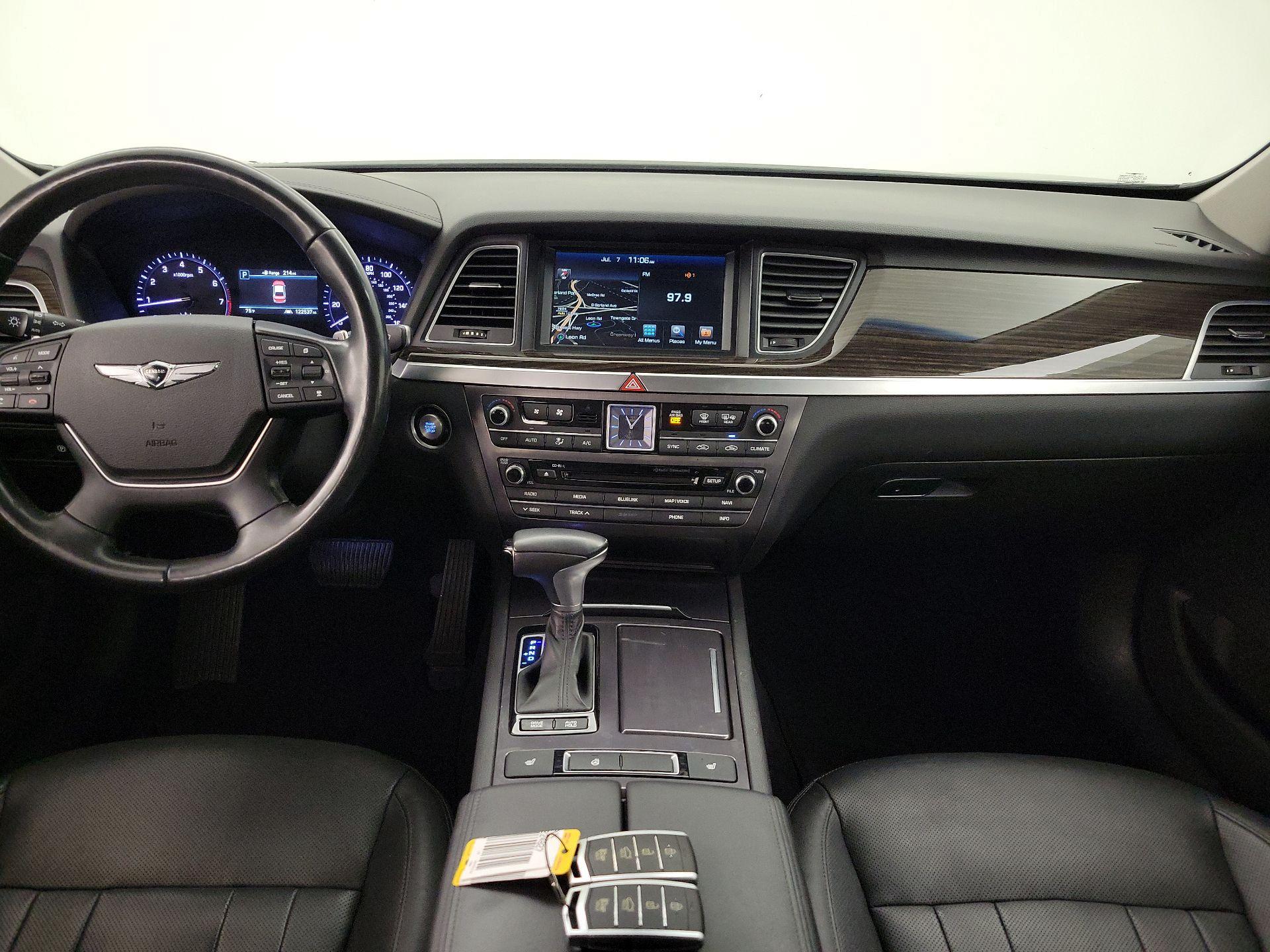 Thumbnail: 2018 Genesis G80 - 9