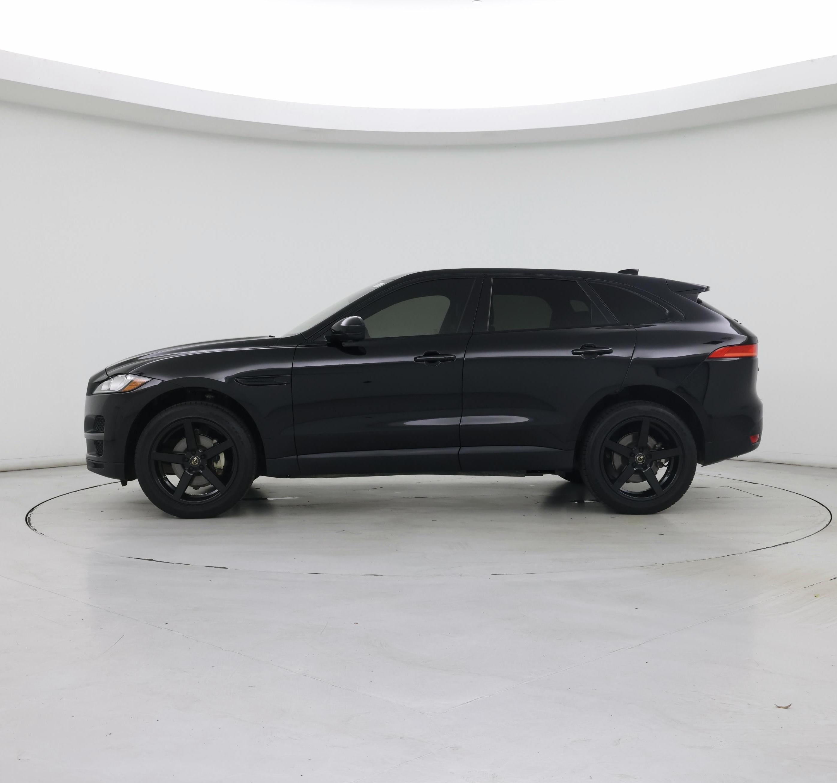 Thumbnail: 2019 Jaguar F-Pace - 3