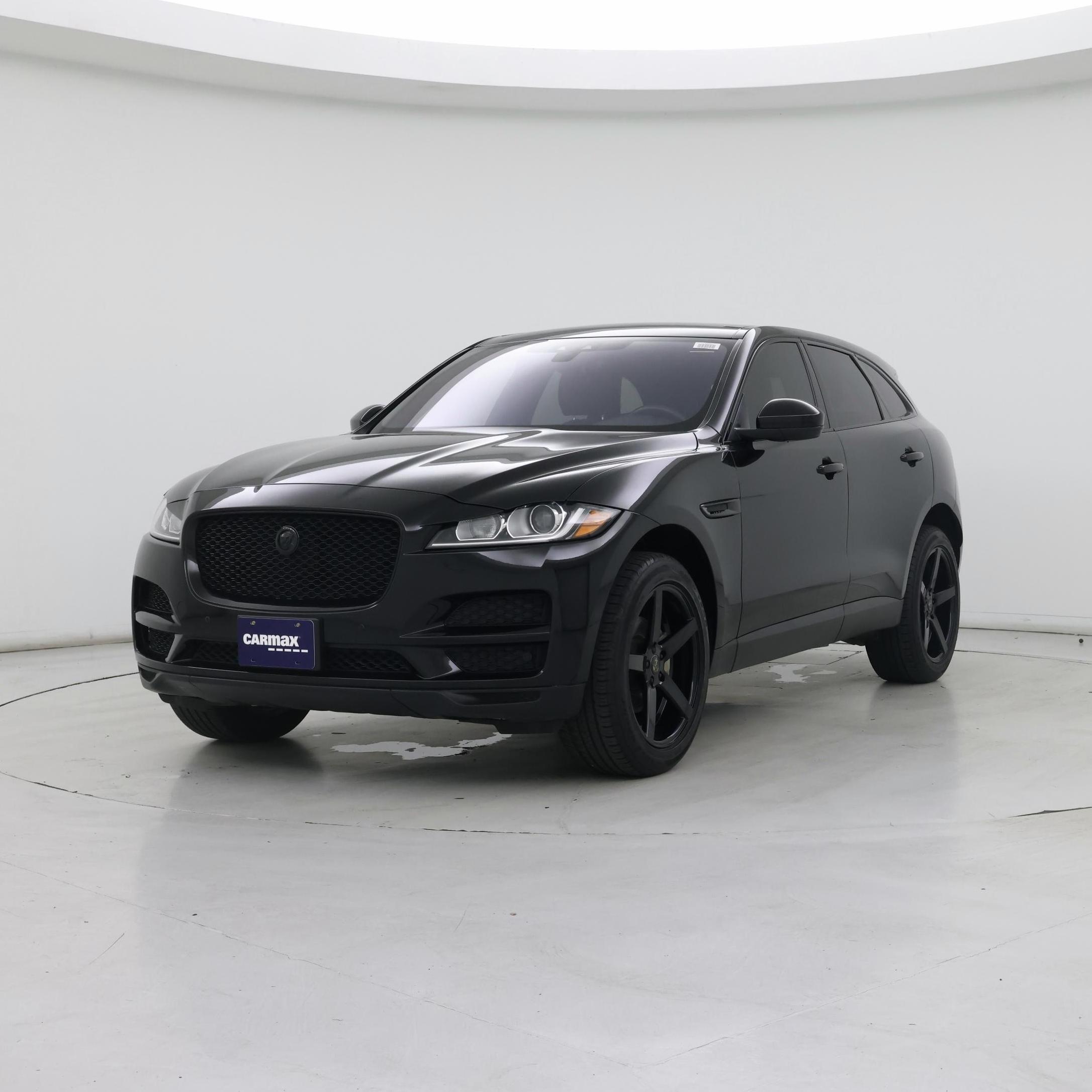 Thumbnail: 2019 Jaguar F-Pace - 4