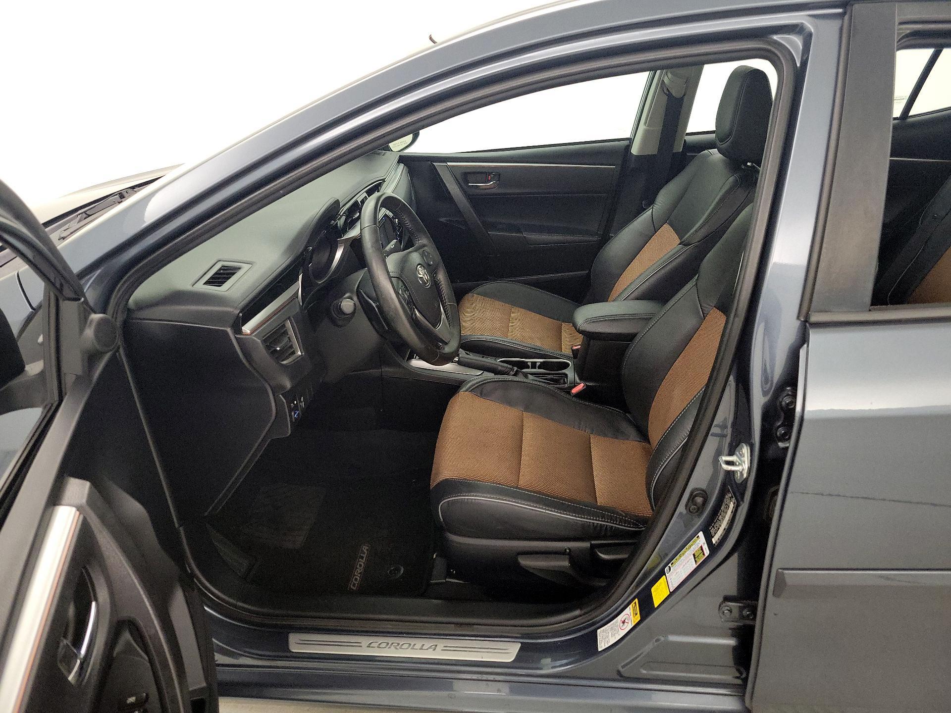 Thumbnail: 2015 Toyota Corolla - 11