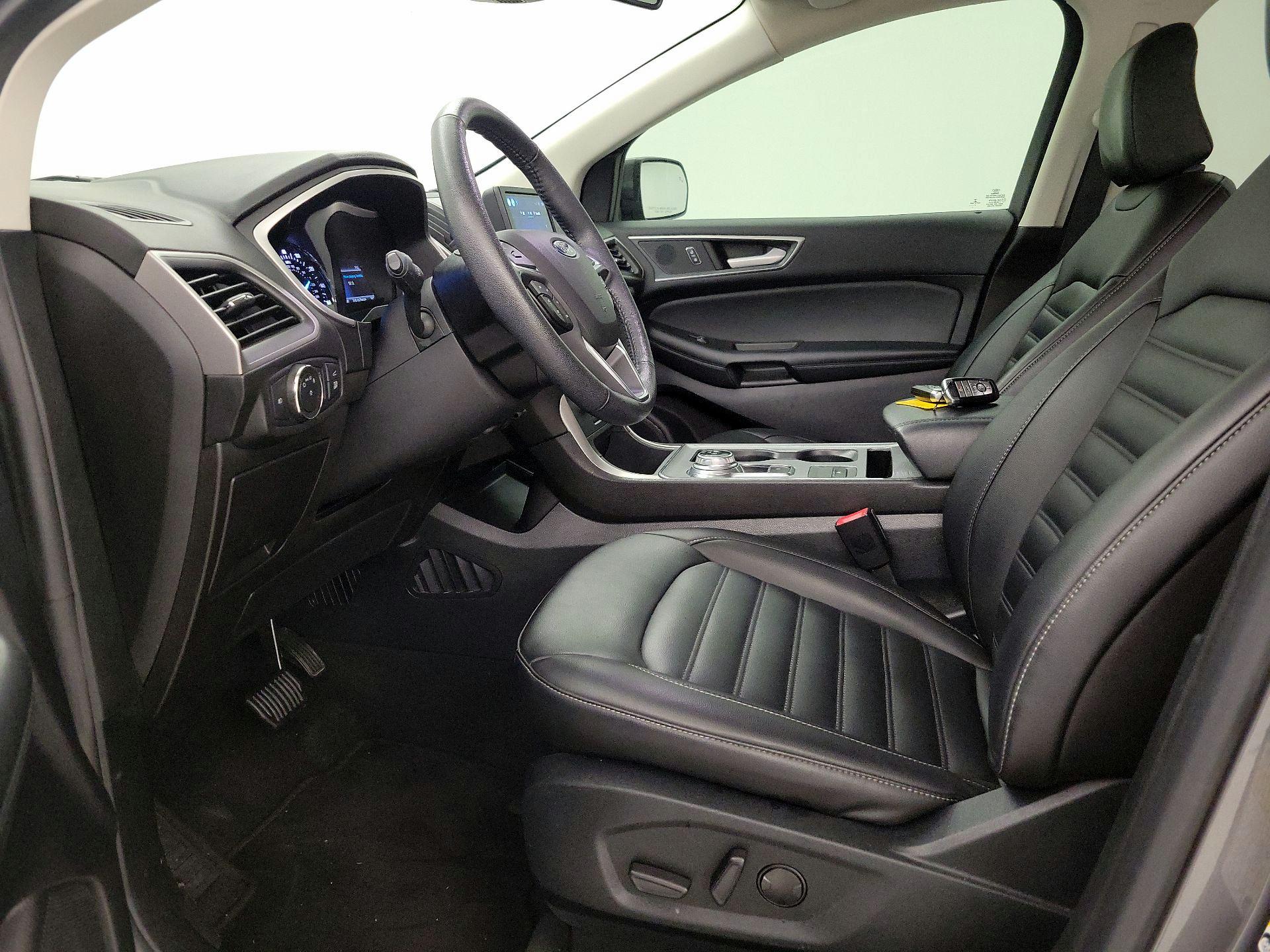 Thumbnail: 2021 Ford Edge - 11