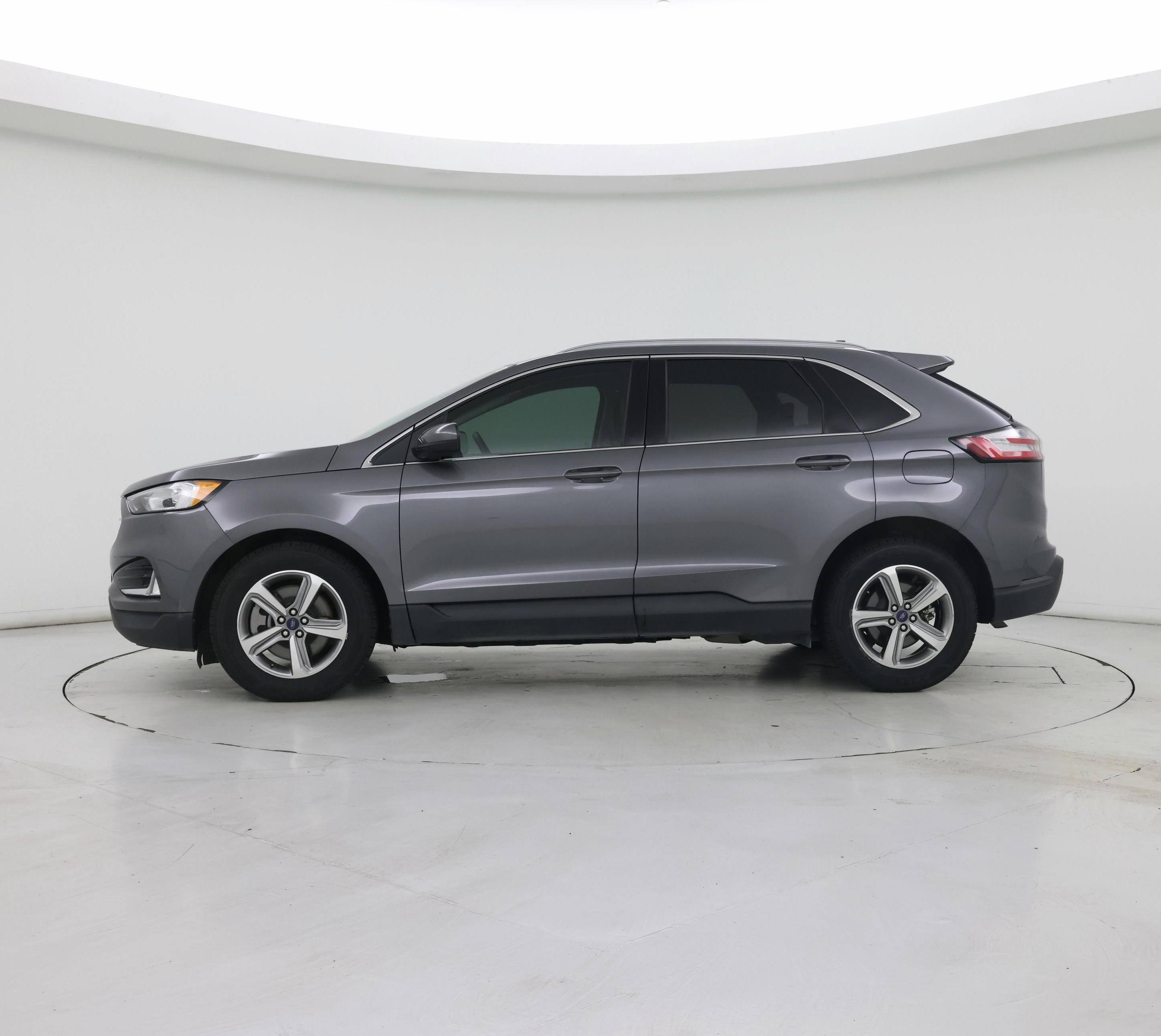 Thumbnail: 2021 Ford Edge - 3