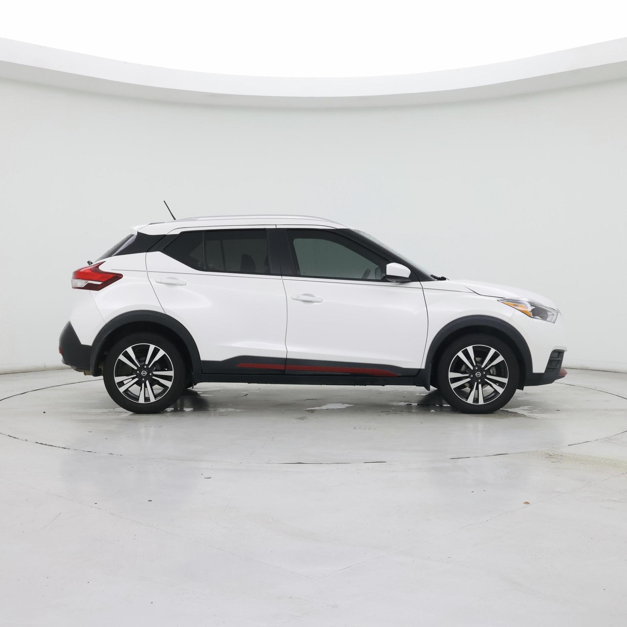 Thumbnail: 2018 Nissan Kicks - 7