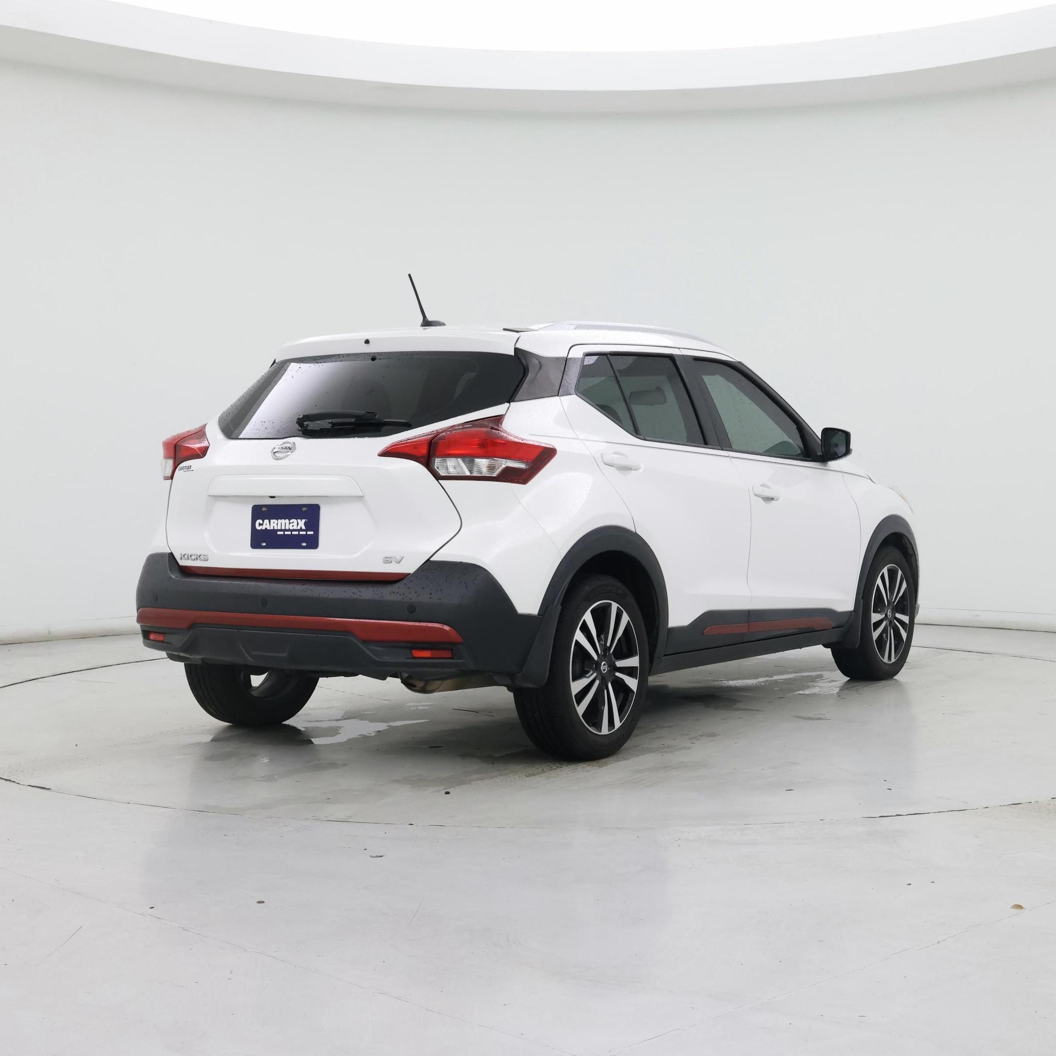 Thumbnail: 2018 Nissan Kicks - 8