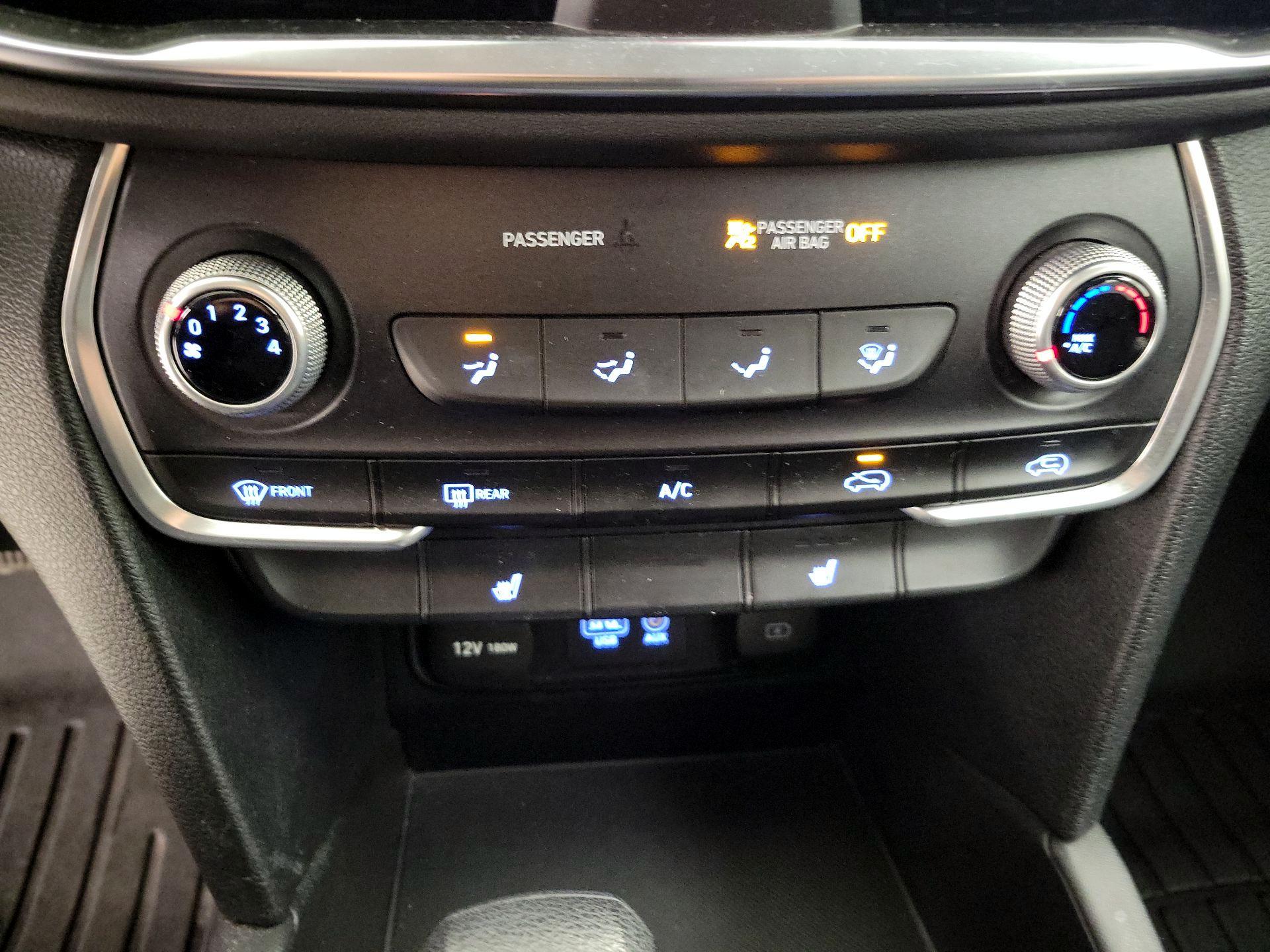 Thumbnail: 2020 Hyundai Santa Fe - 16