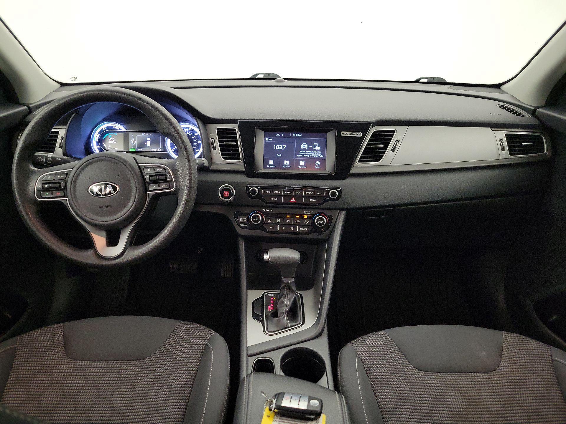 Thumbnail: 2017 Kia Niro - 9