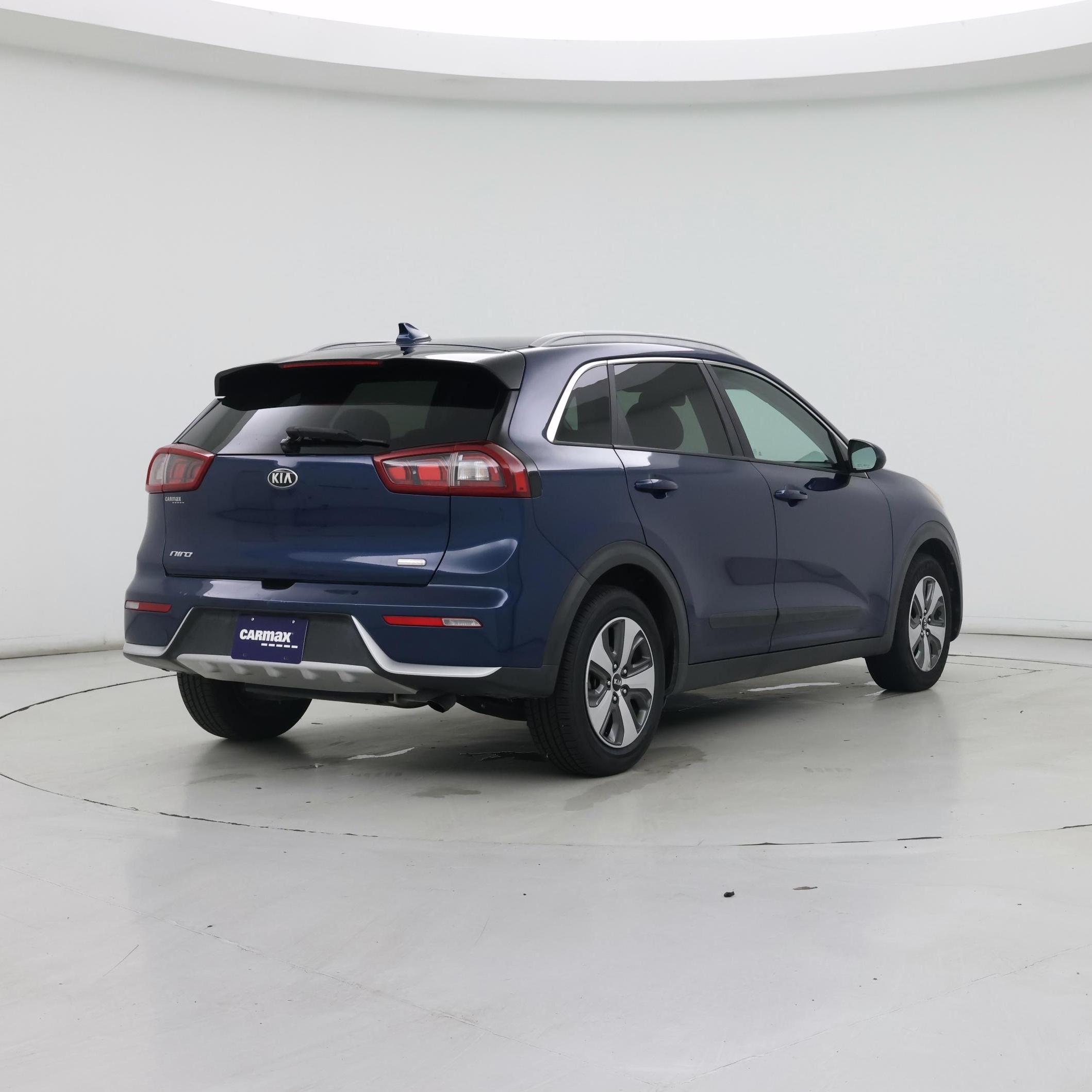 Thumbnail: 2017 Kia Niro - 8