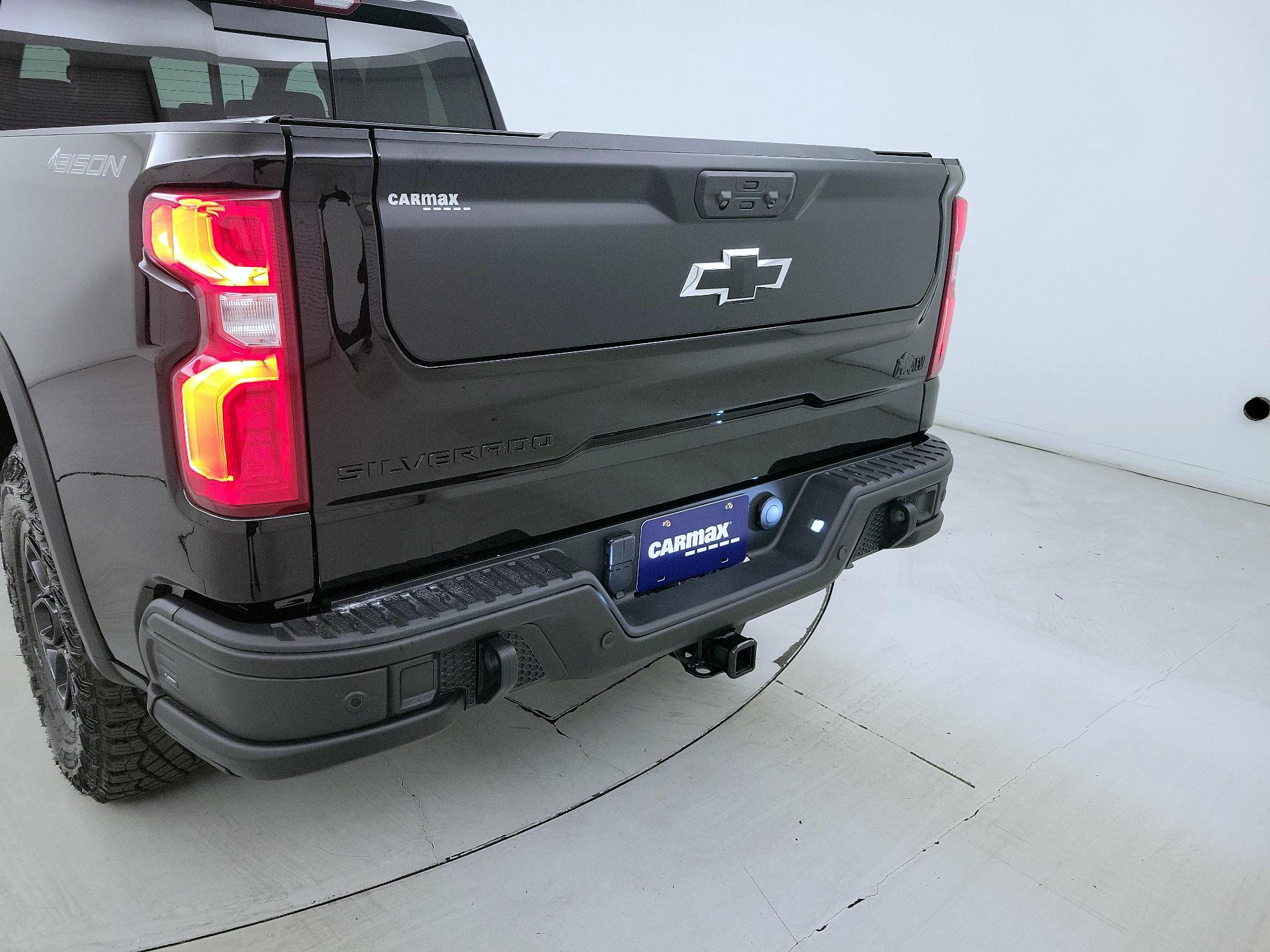 Thumbnail: 2023 Chevrolet Silverado 1500 - 19