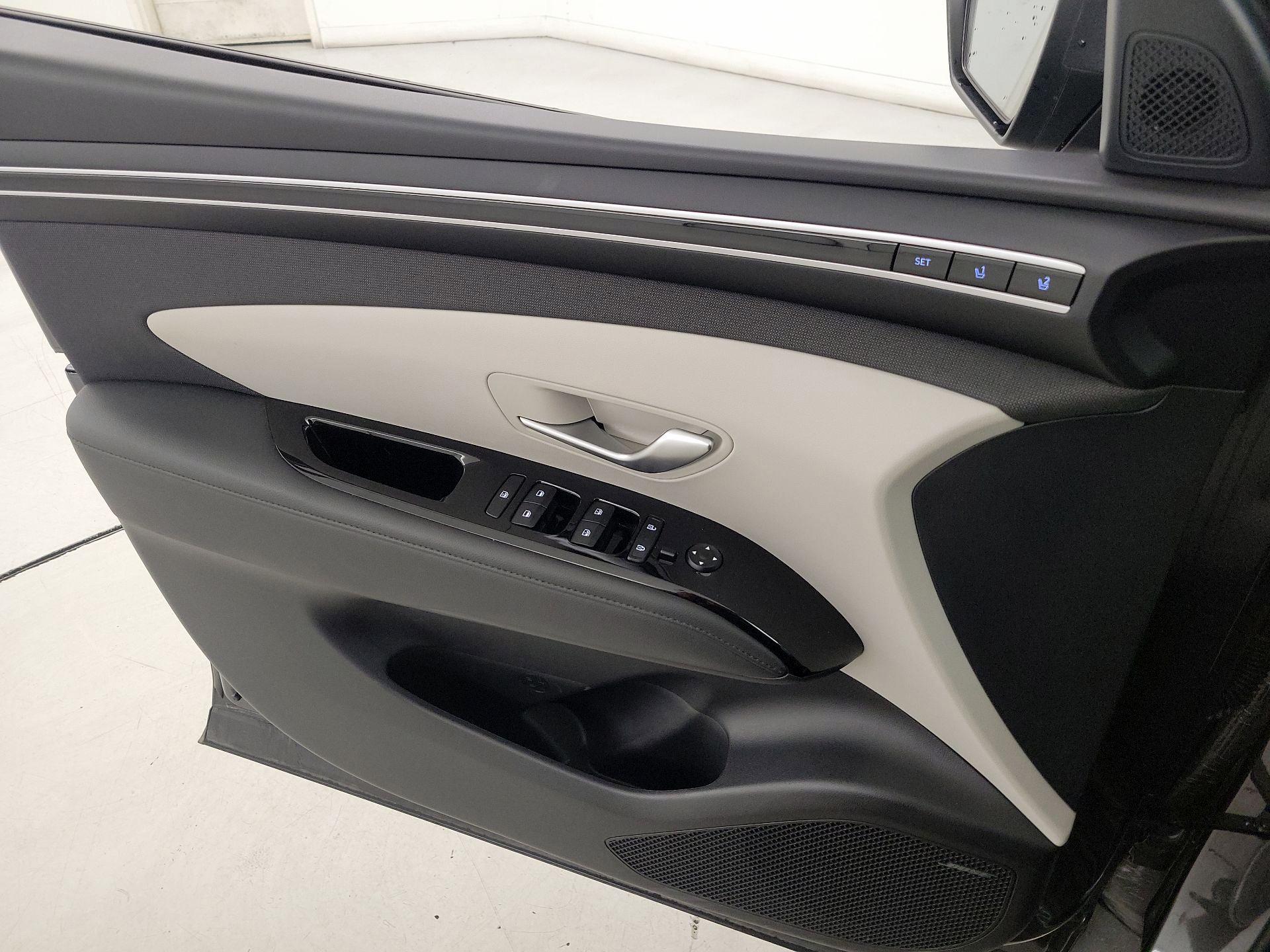 Thumbnail: 2023 Hyundai Tucson - 12