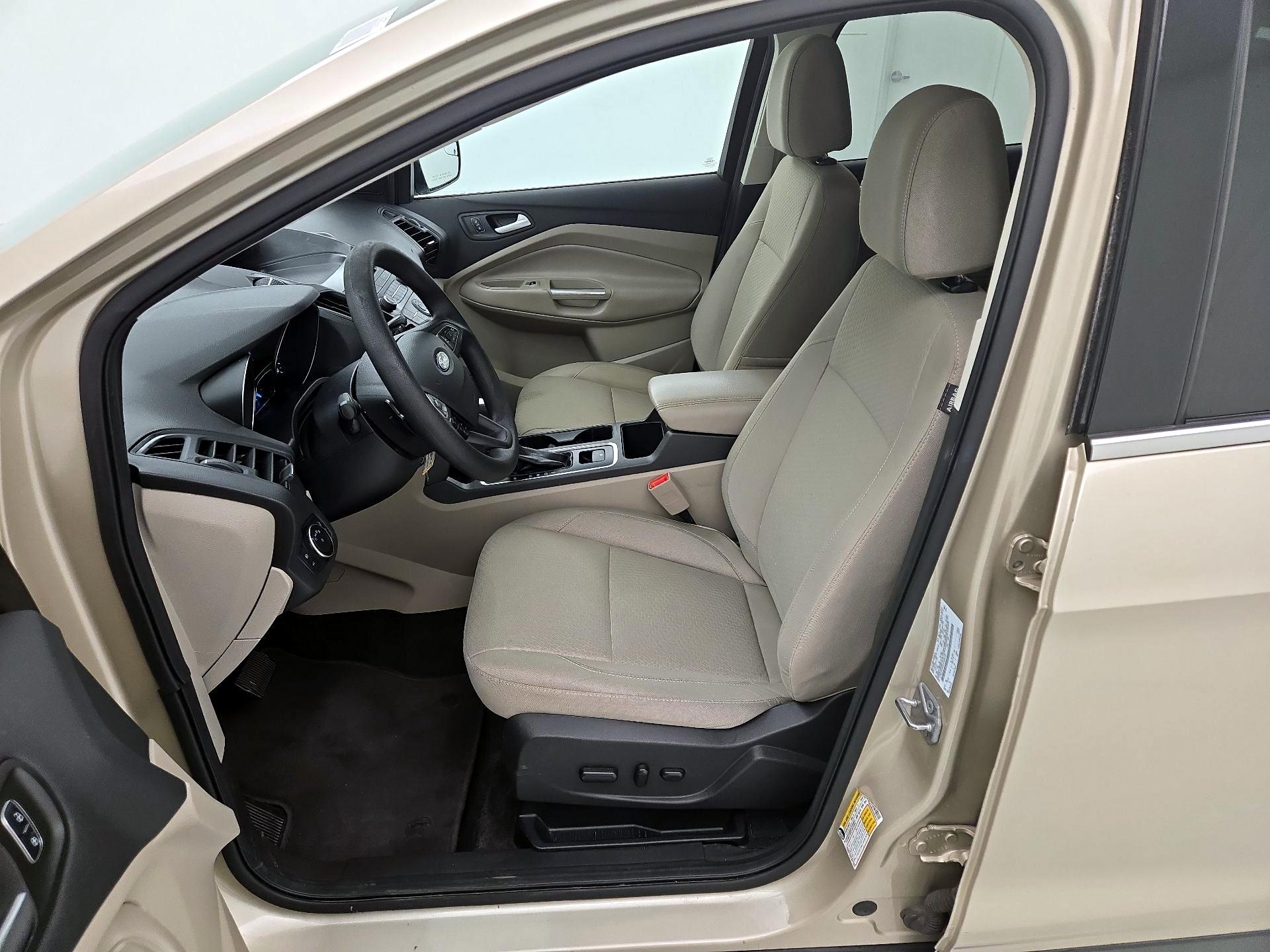 Thumbnail: 2017 Ford Escape - 11