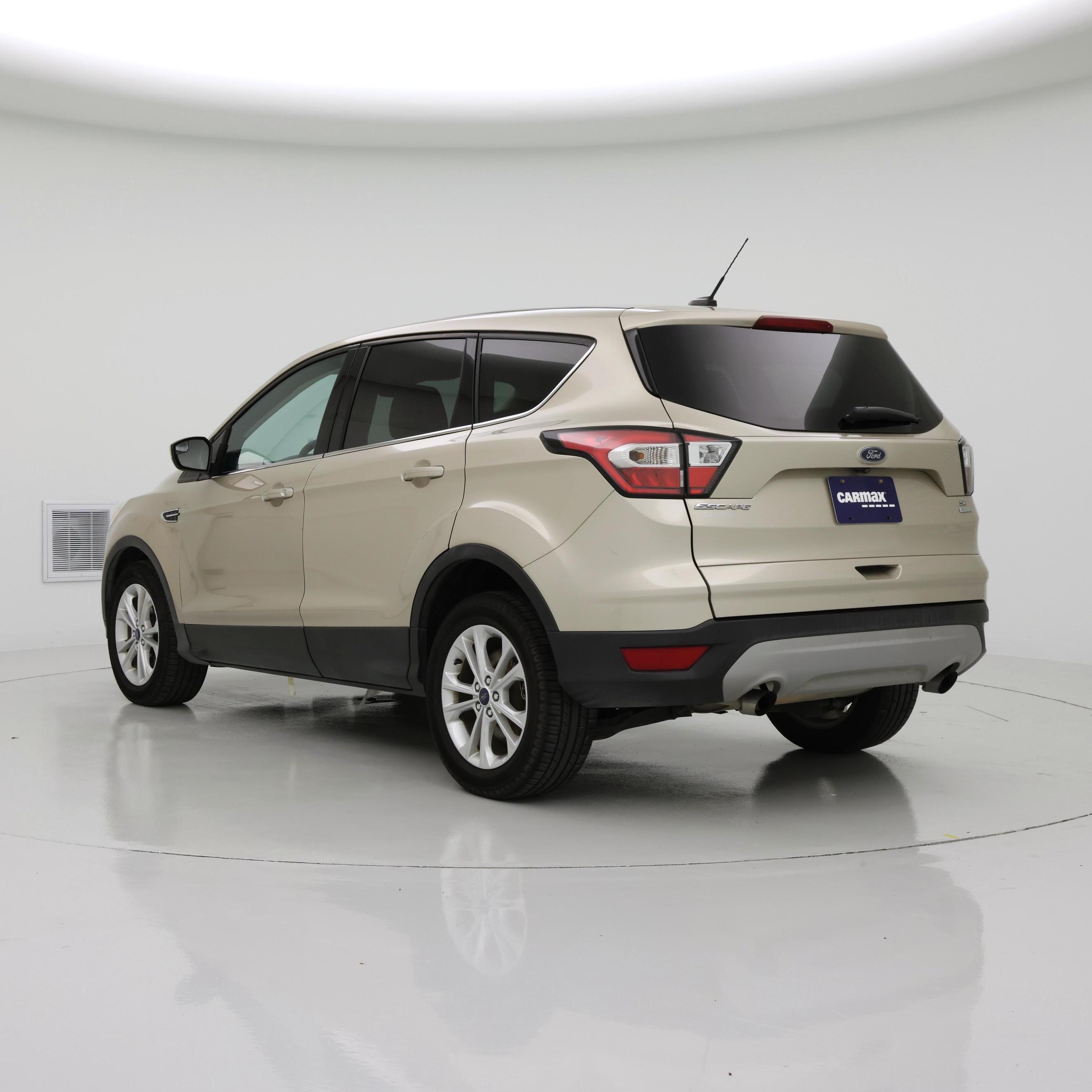 Thumbnail: 2017 Ford Escape - 2