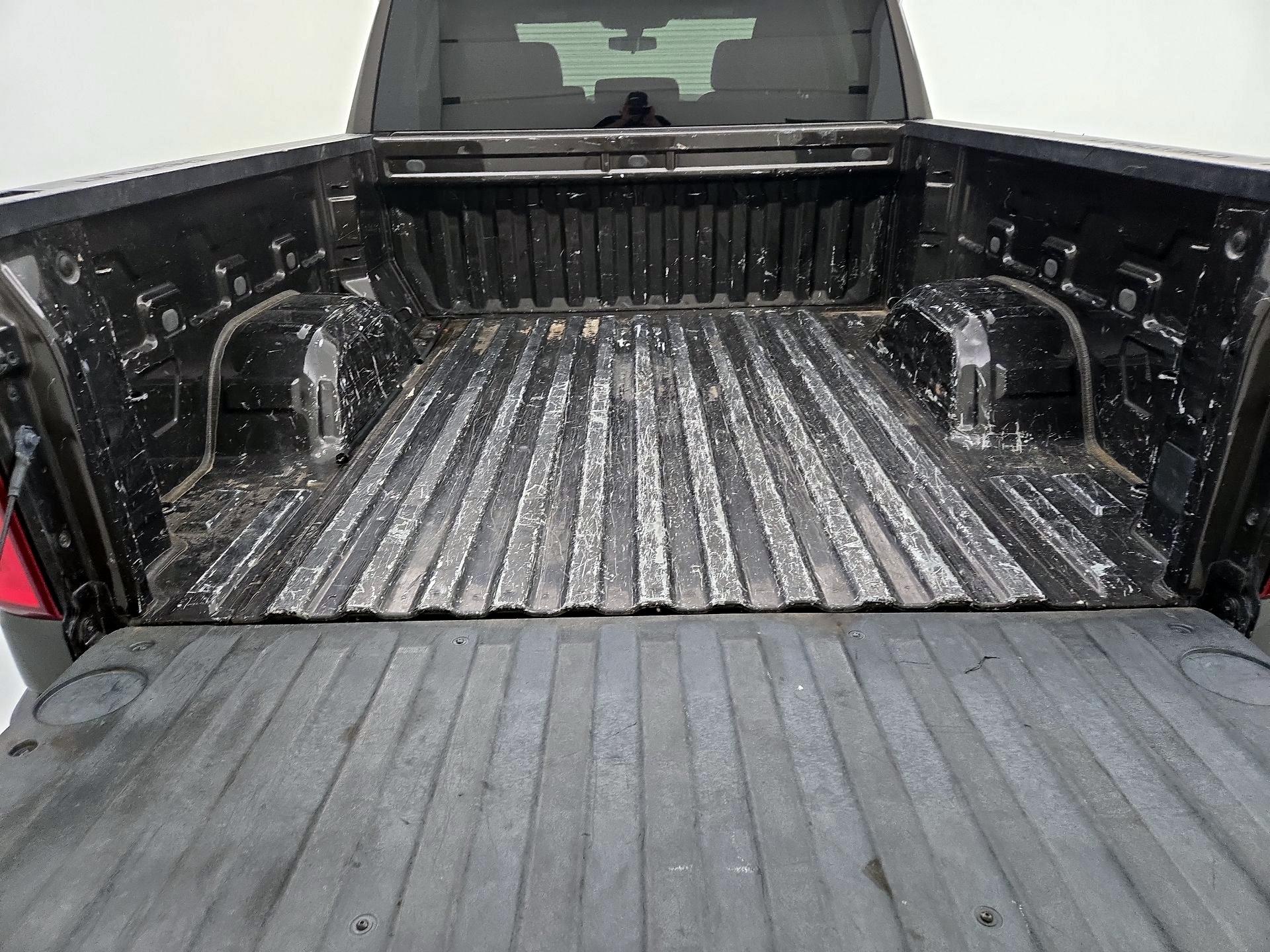 Thumbnail: 2021 Chevrolet Silverado 1500 - 20