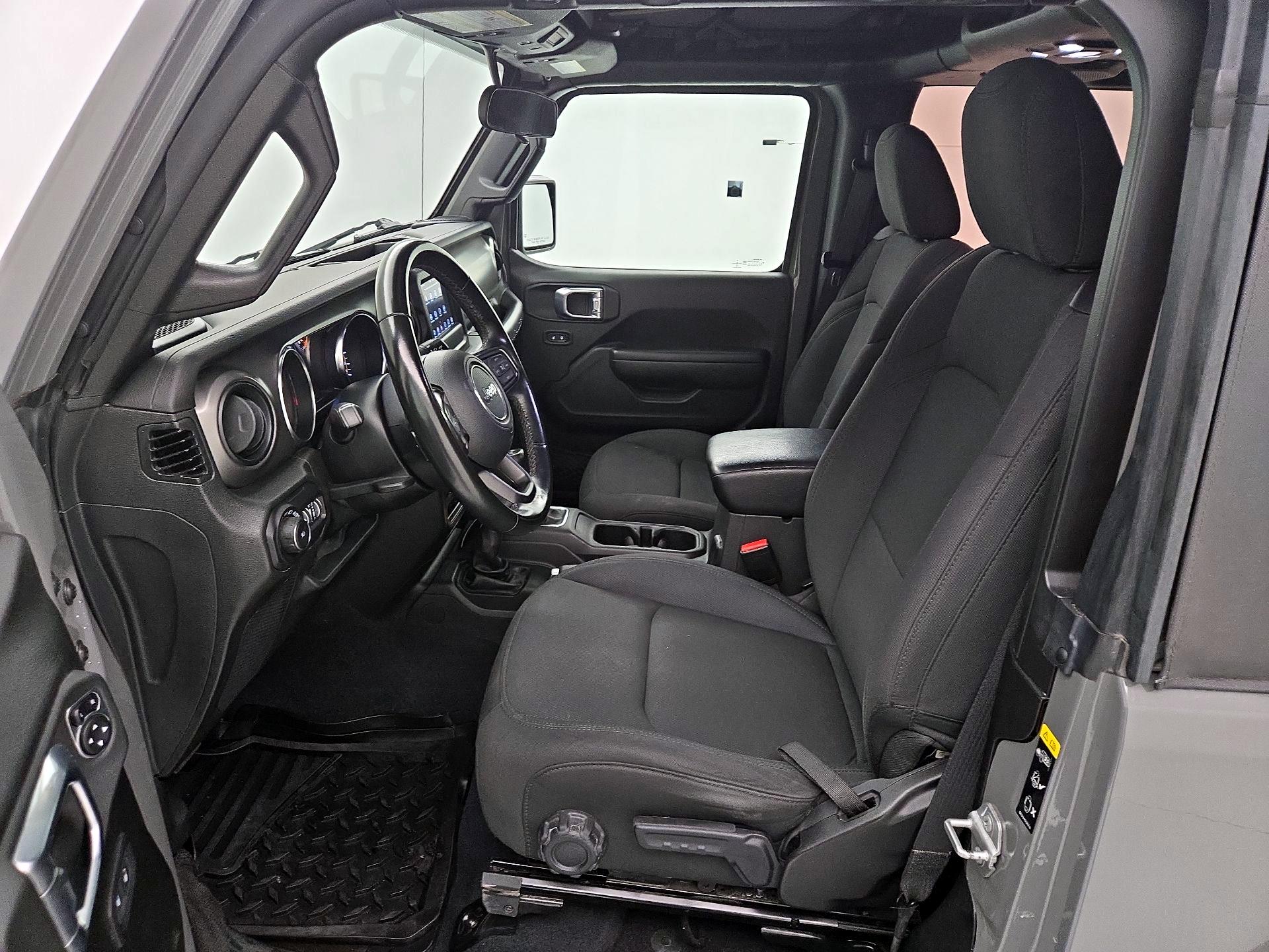 Thumbnail: 2022 Jeep Wrangler - 11