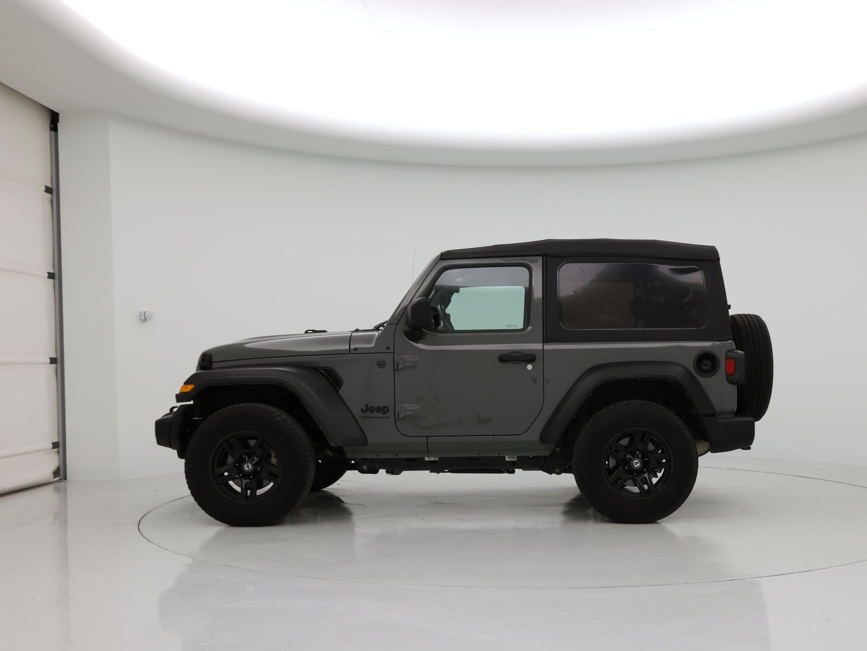 Thumbnail: 2022 Jeep Wrangler - 3