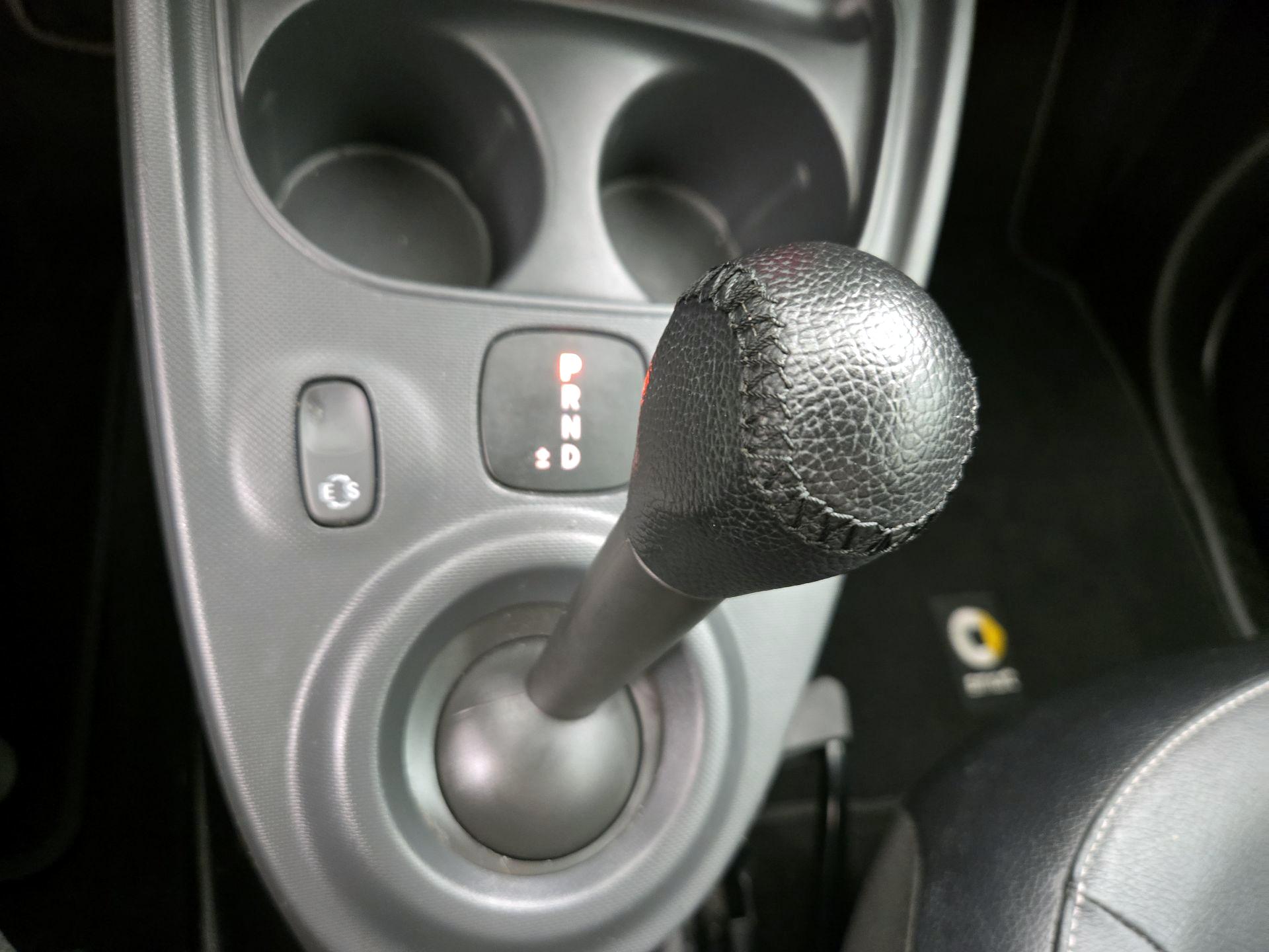 Thumbnail: 2016 smart fortwo - 16