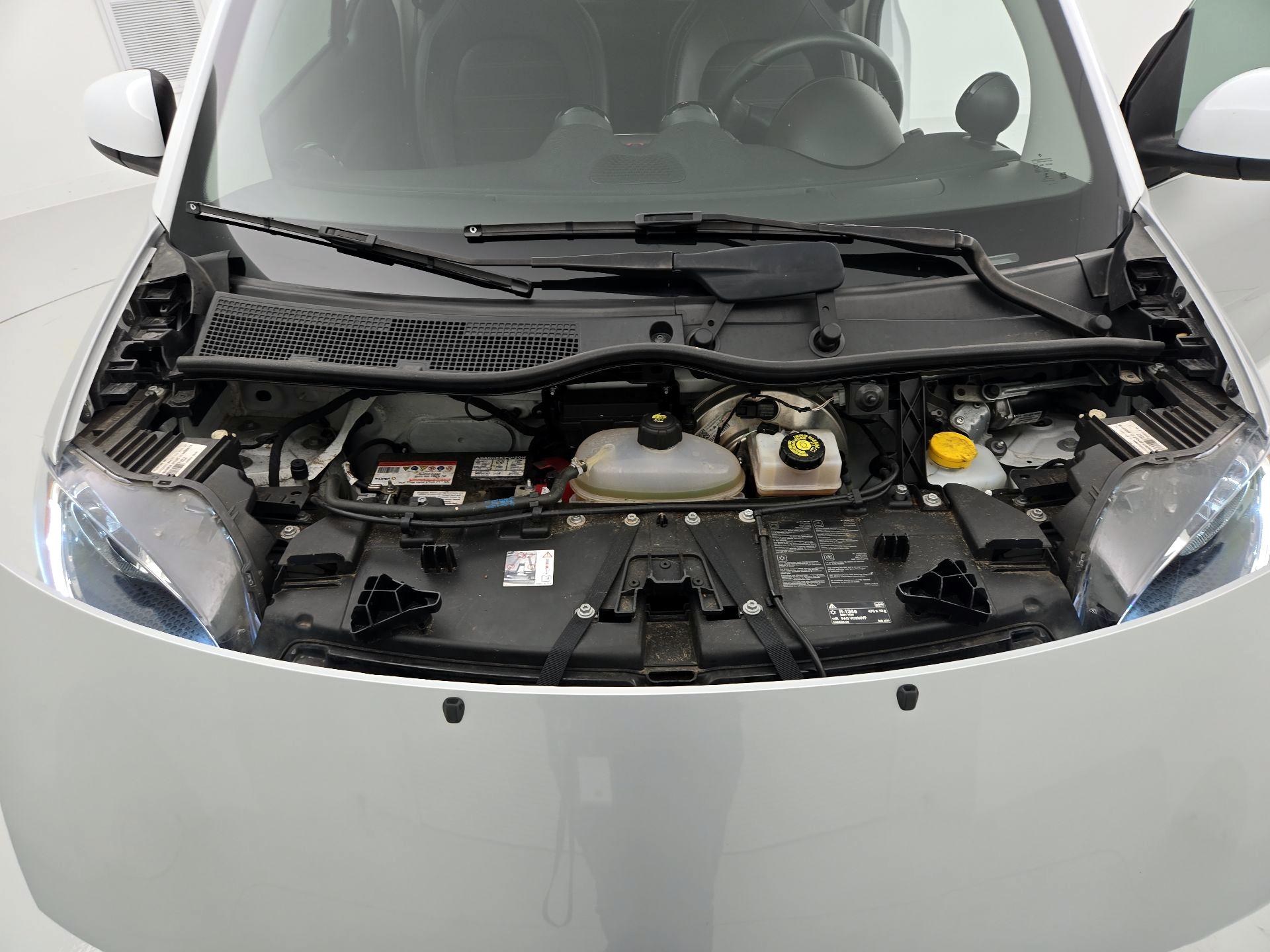 Thumbnail: 2016 smart fortwo - 20