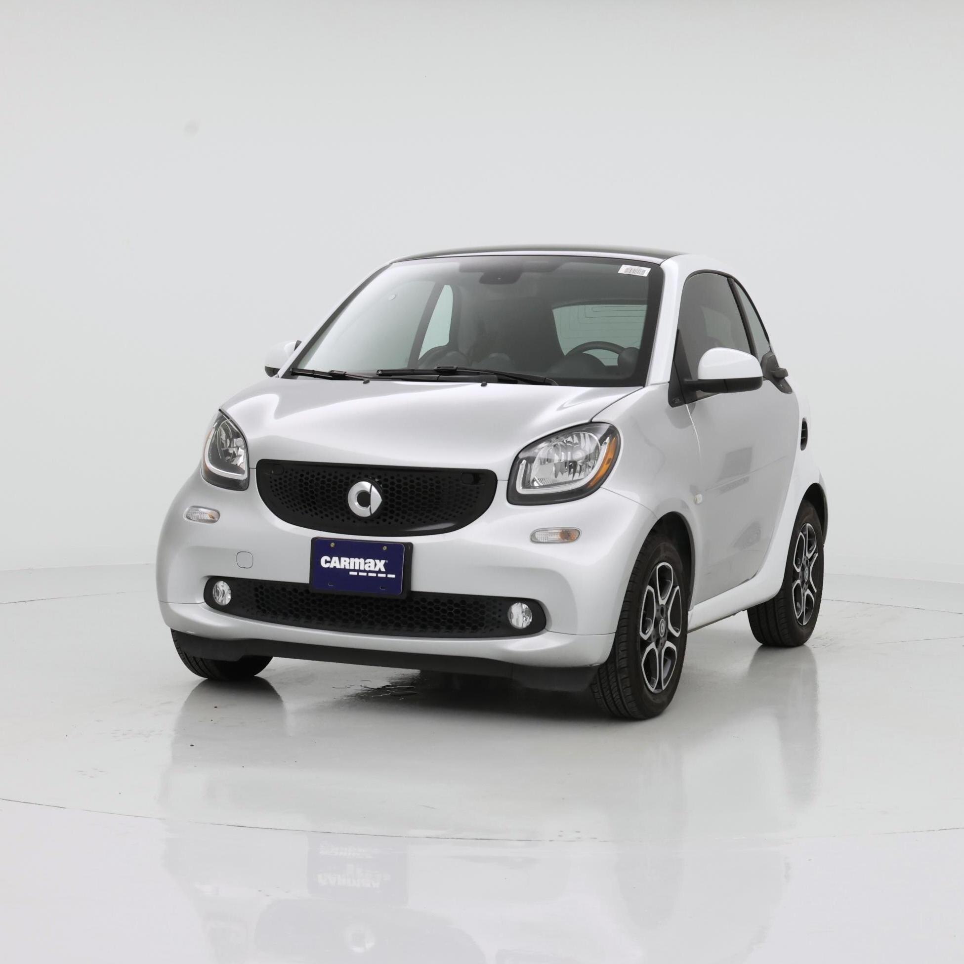 Thumbnail: 2016 smart fortwo - 4