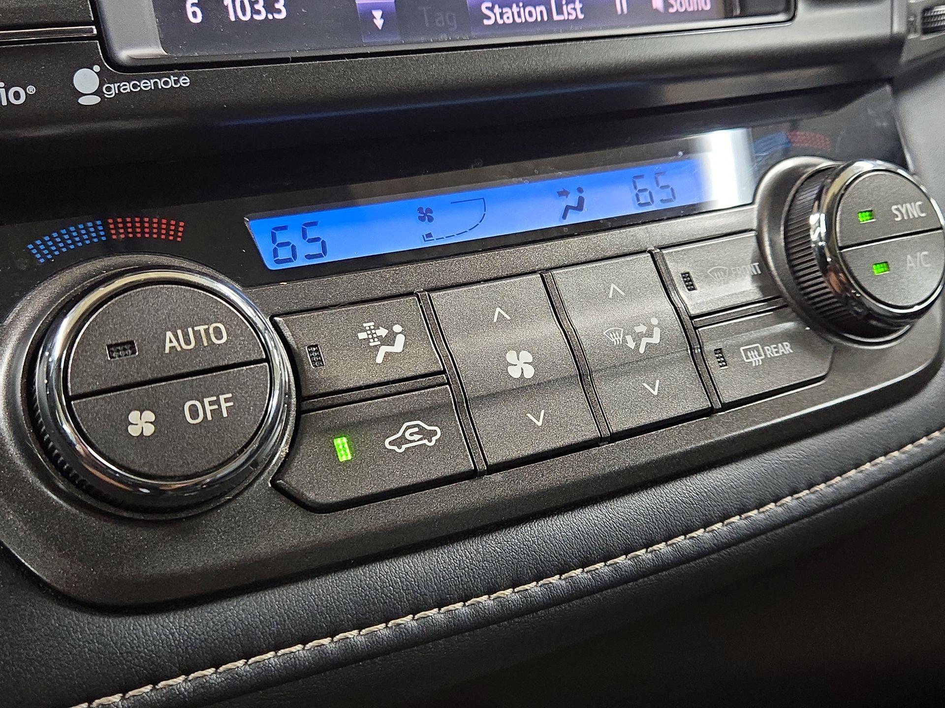 Thumbnail: 2014 Toyota RAV4 - 16