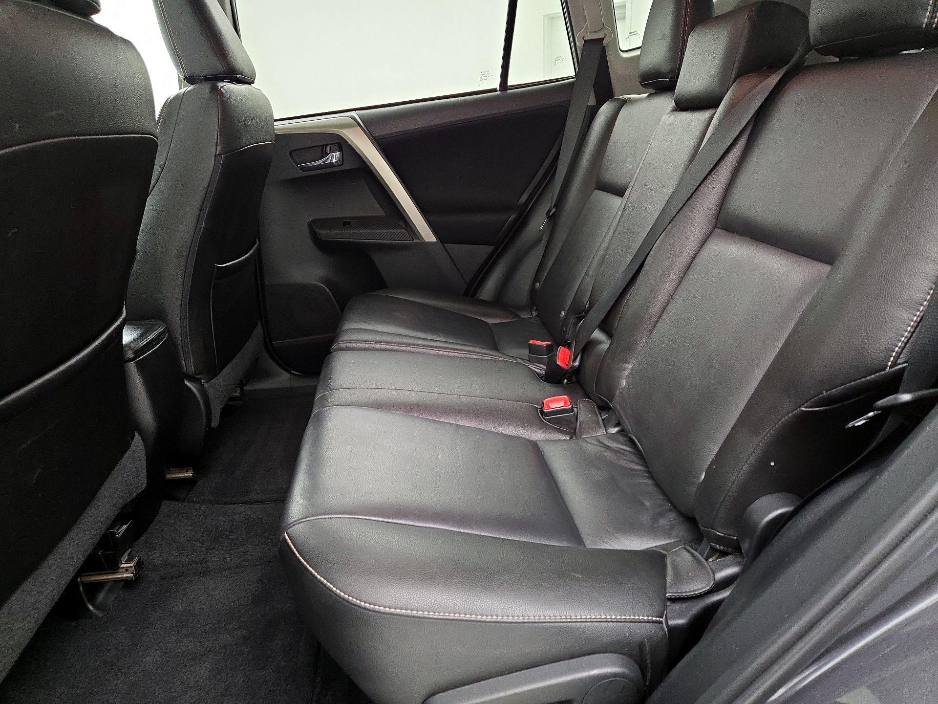 Thumbnail: 2014 Toyota RAV4 - 20