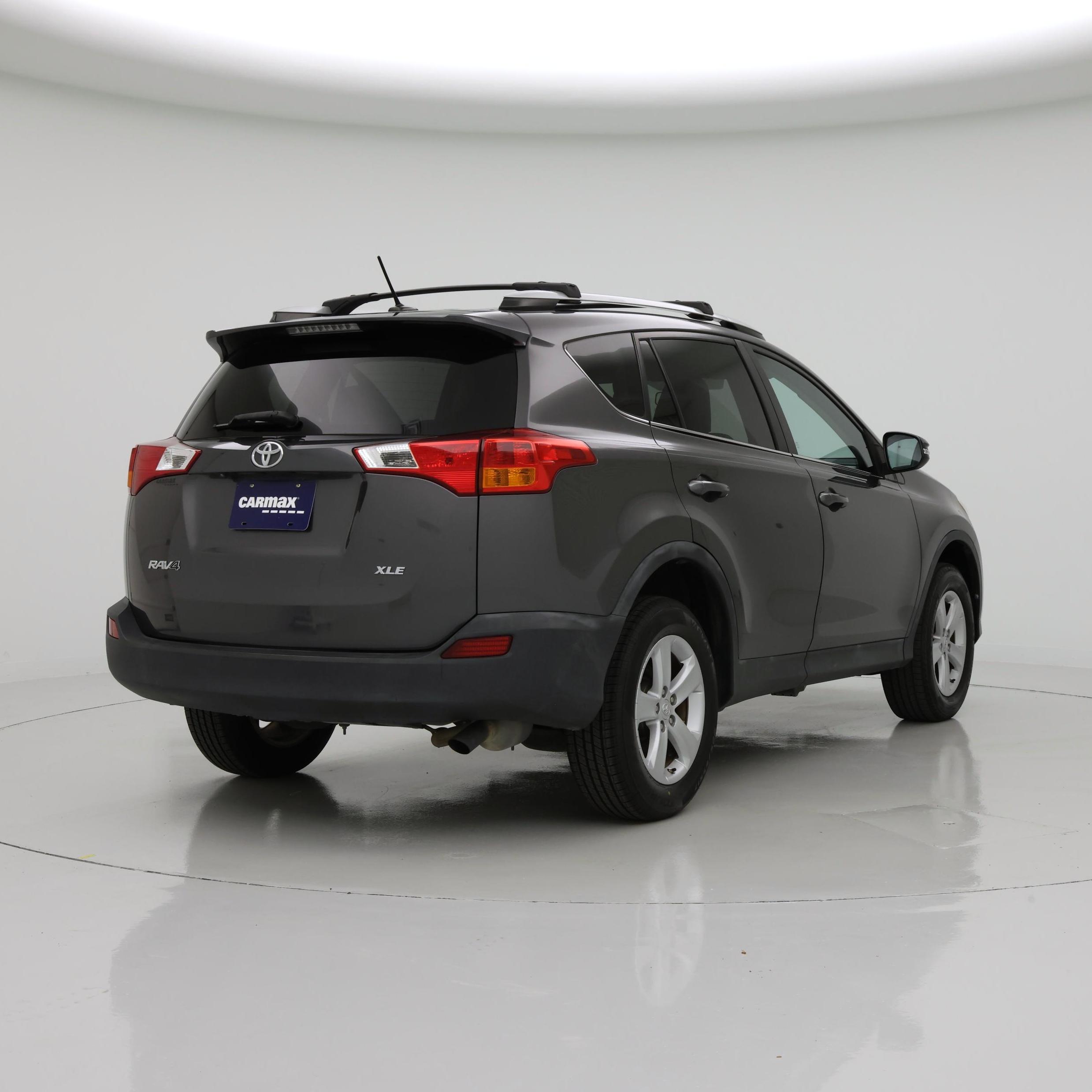 Thumbnail: 2014 Toyota RAV4 - 8