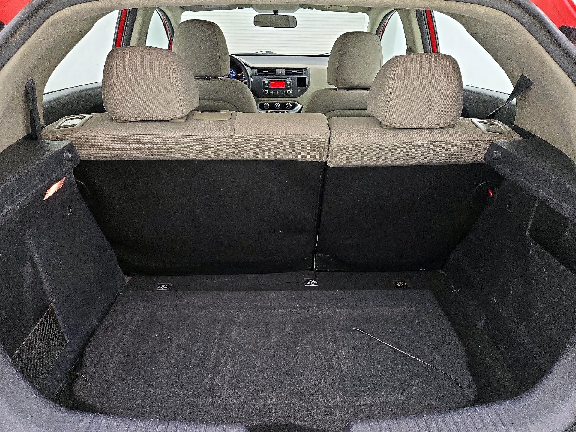 Thumbnail: 2014 Kia Rio - 19