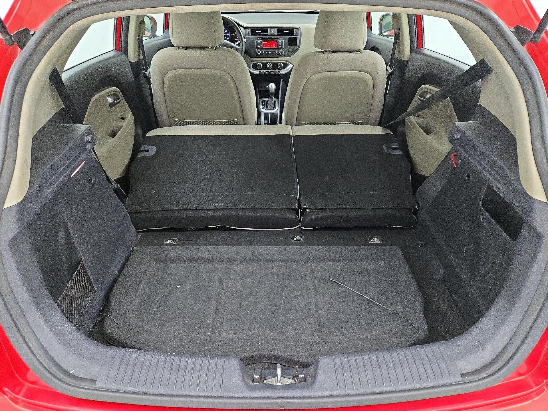 Thumbnail: 2014 Kia Rio - 20