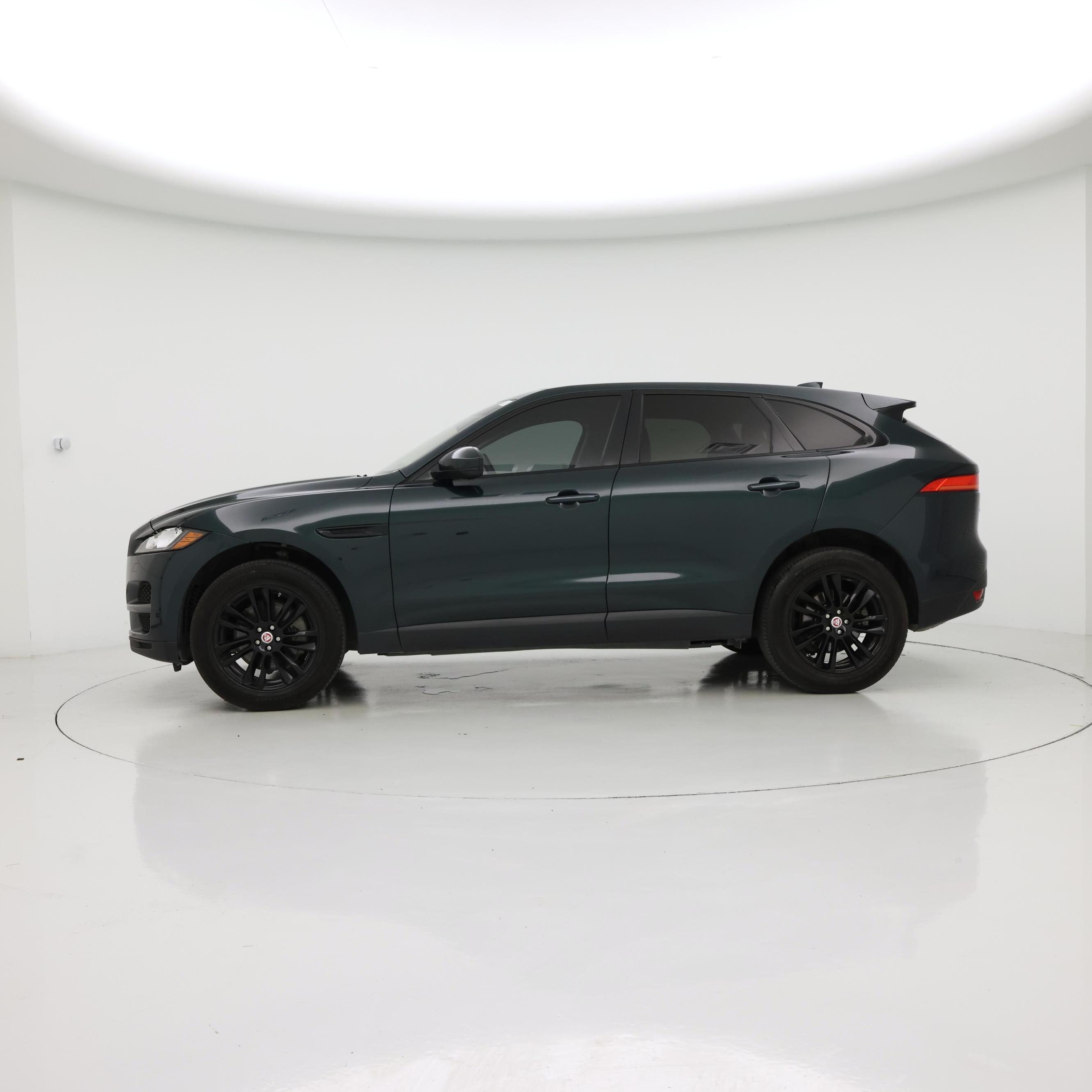Thumbnail: 2018 Jaguar F-Pace - 3