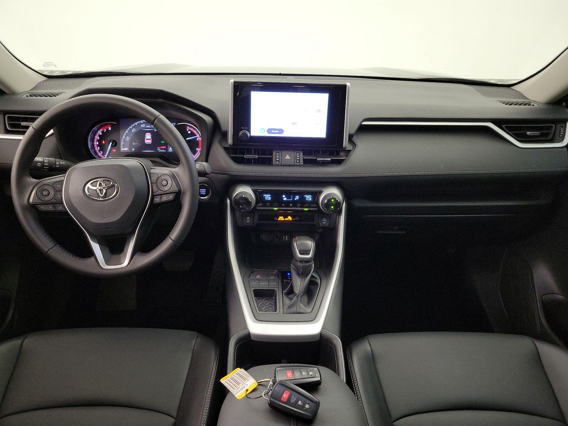 Thumbnail: 2024 Toyota RAV4 - 9