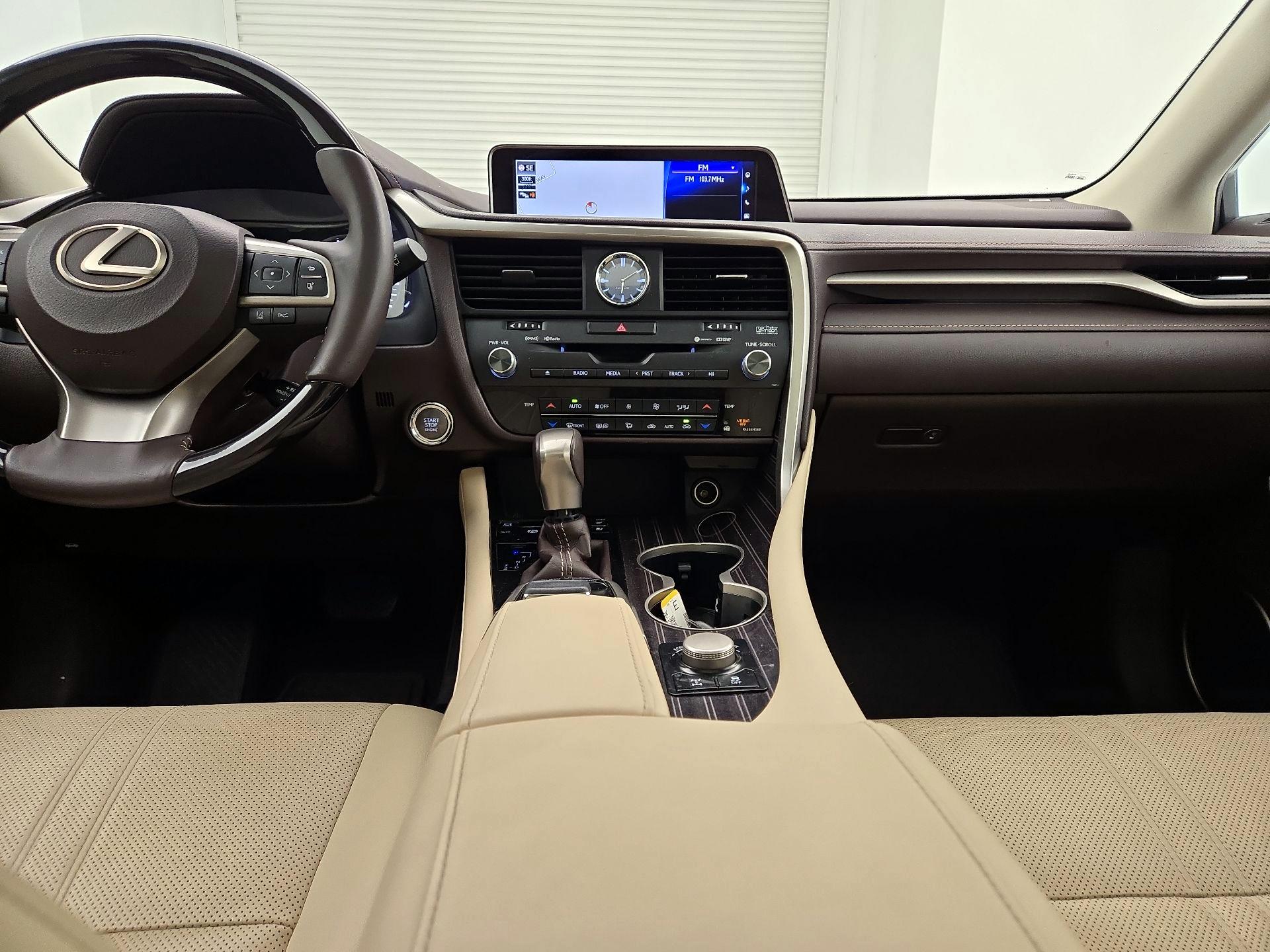 Thumbnail: 2016 Lexus RX - 9