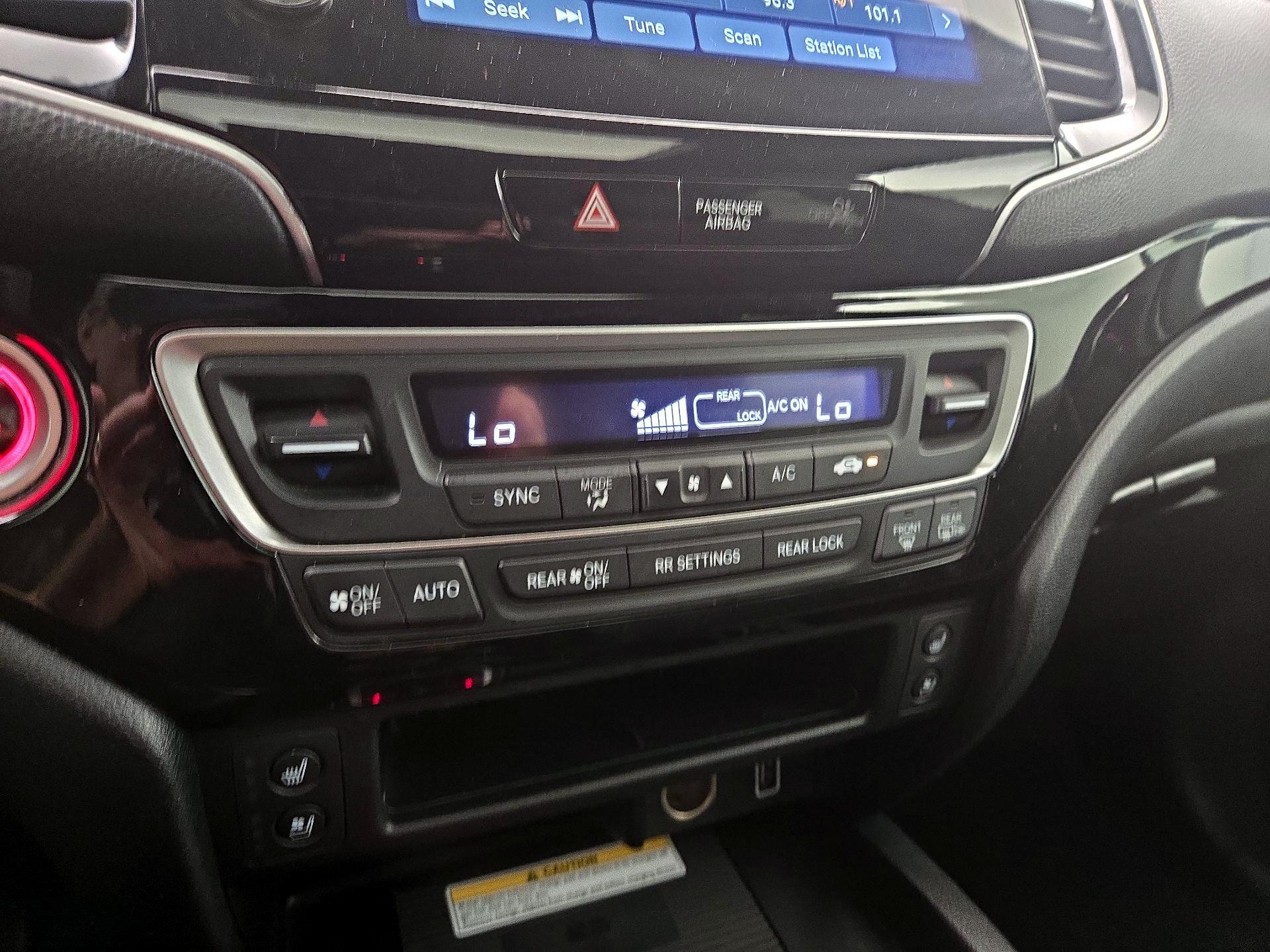 Thumbnail: 2021 Honda Passport - 17