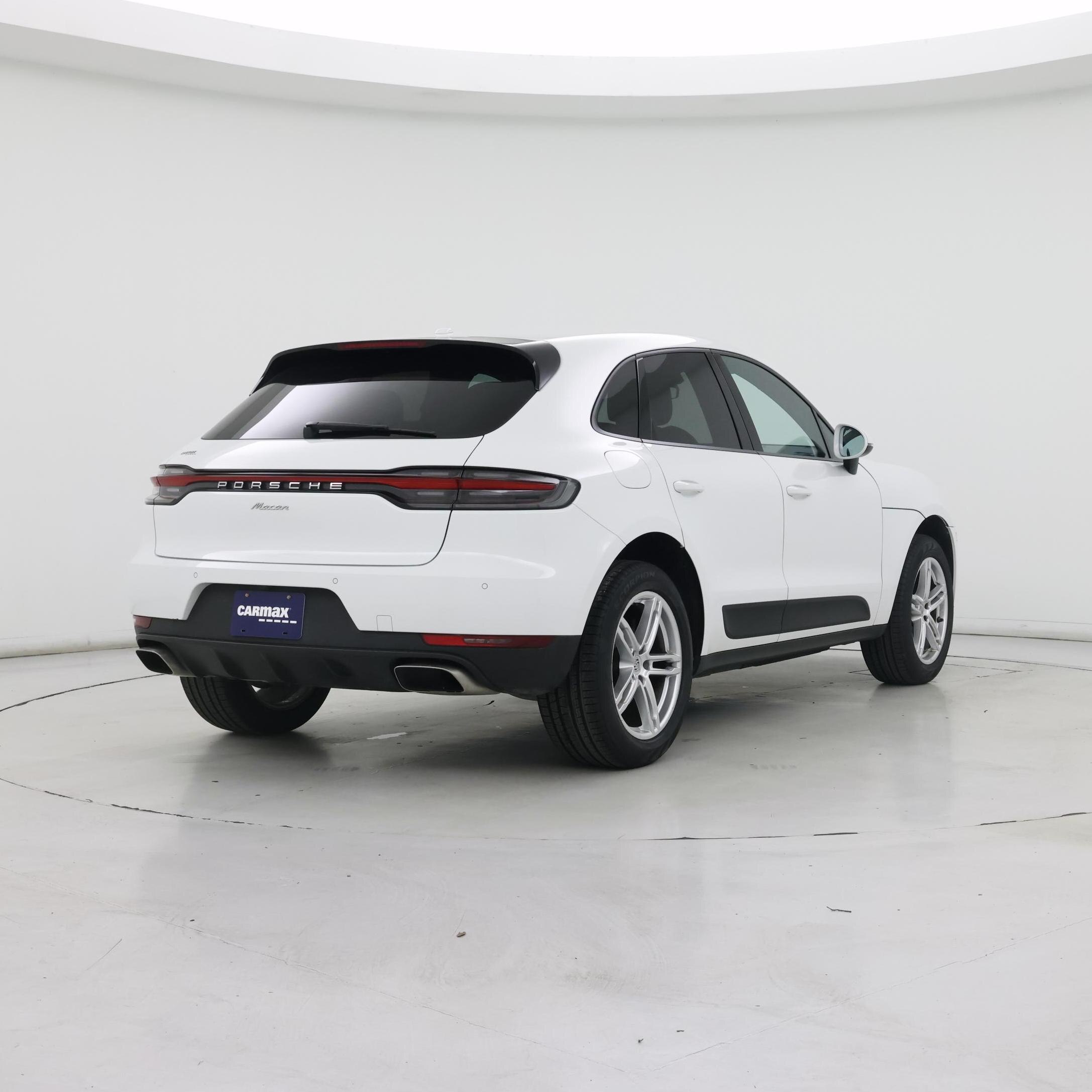 Thumbnail: 2020 Porsche Macan - 8