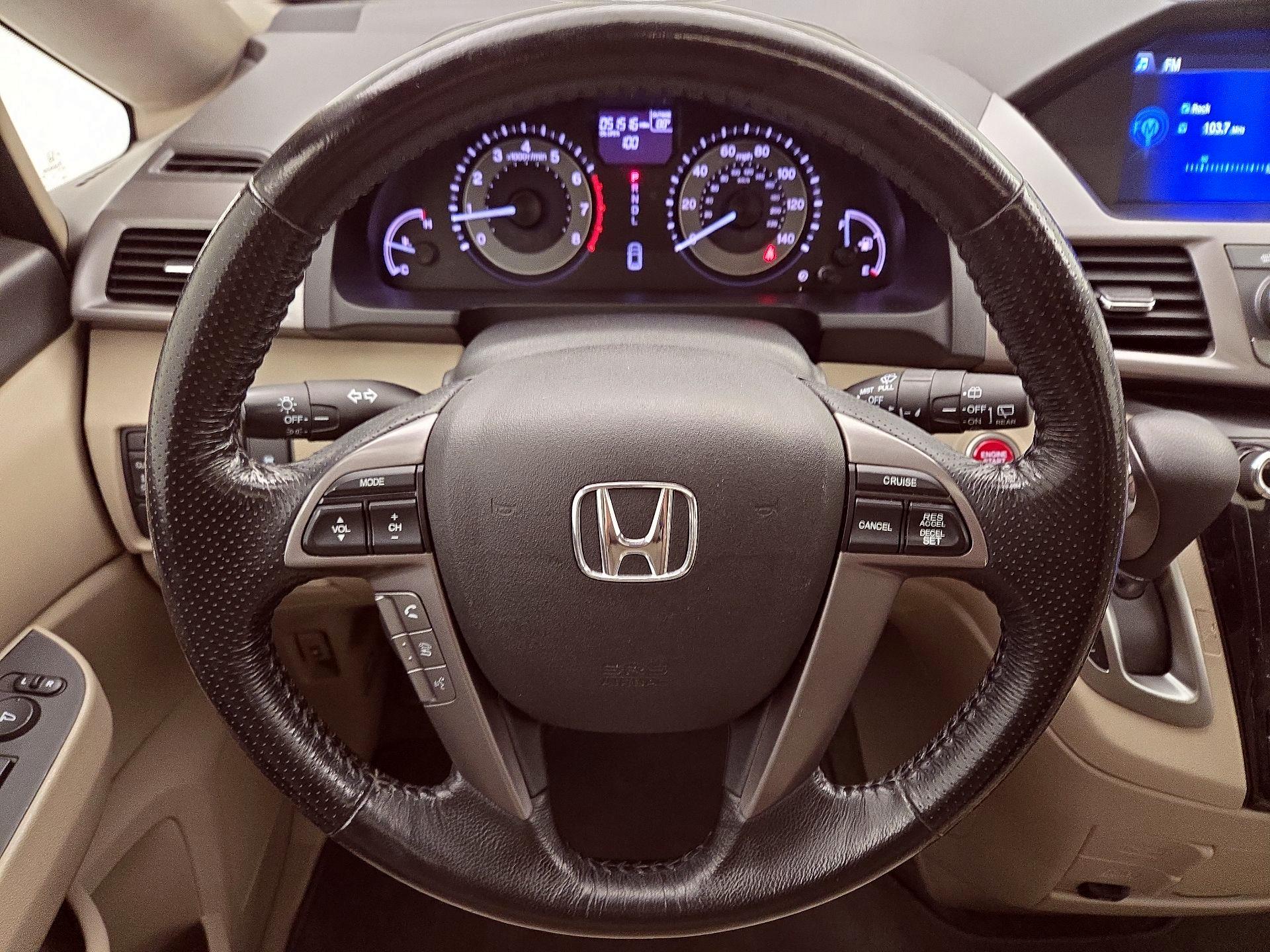 Thumbnail: 2016 Honda Odyssey - 10
