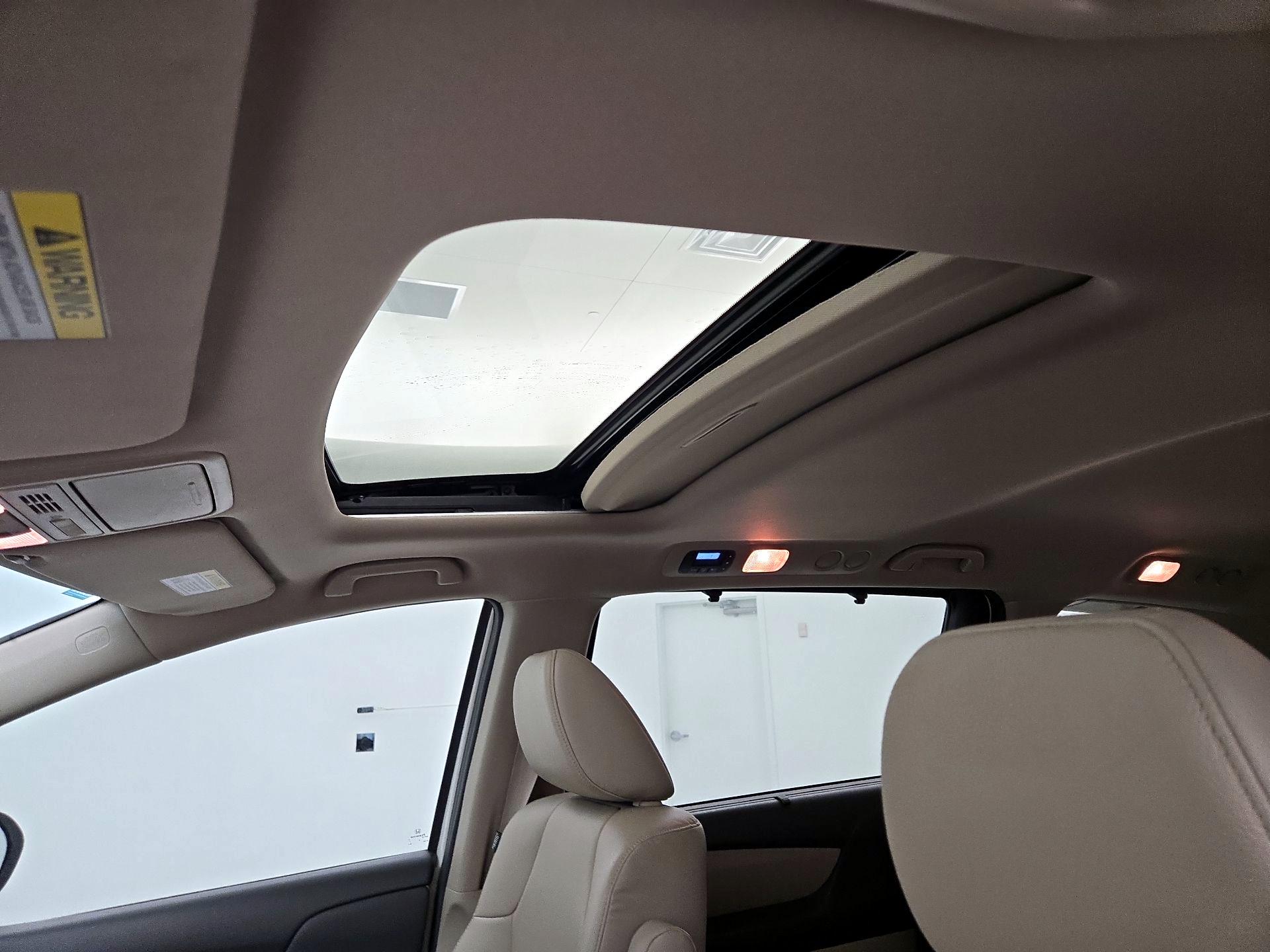 Thumbnail: 2016 Honda Odyssey - 19