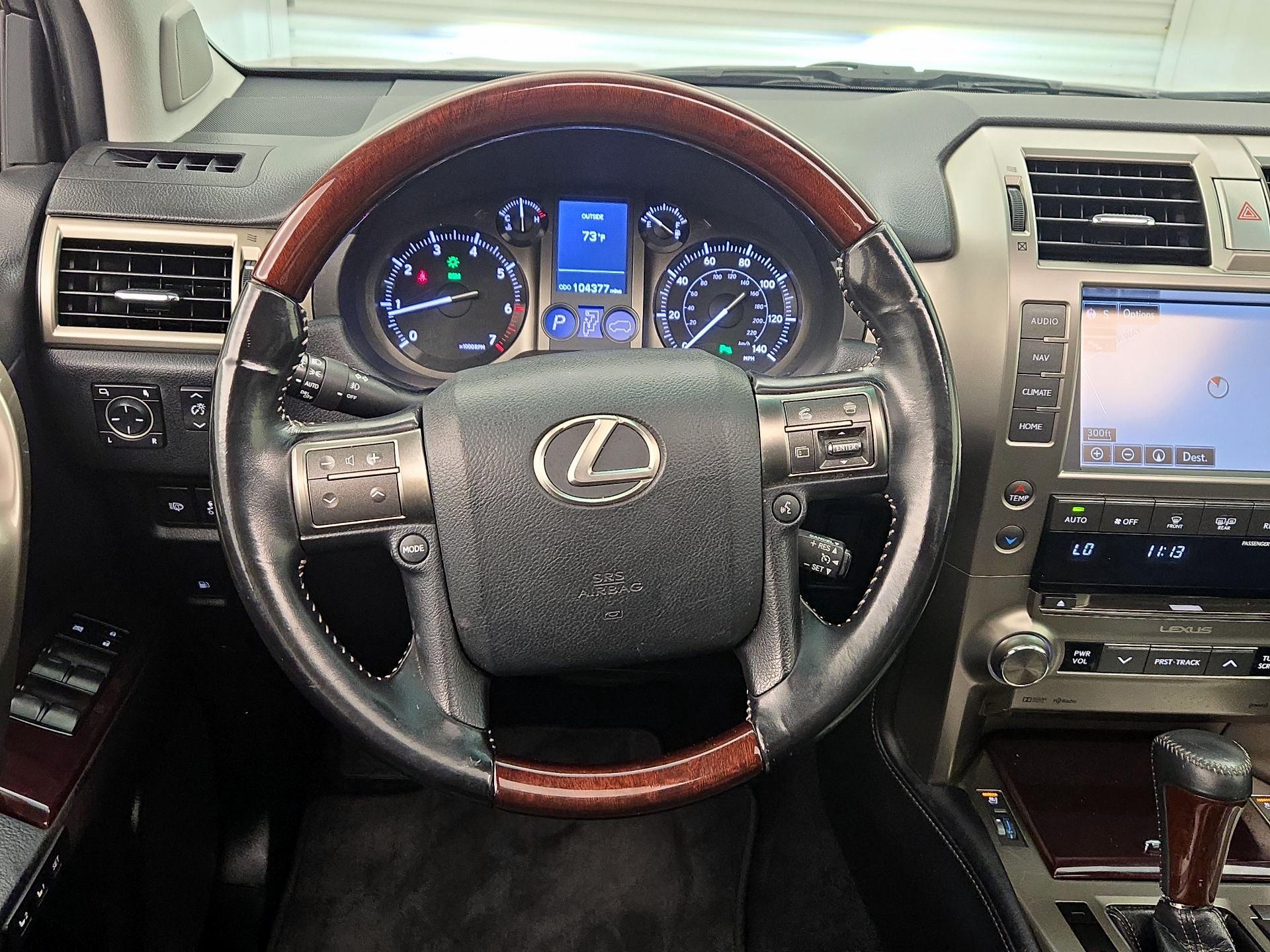 Thumbnail: 2017 Lexus GX - 10