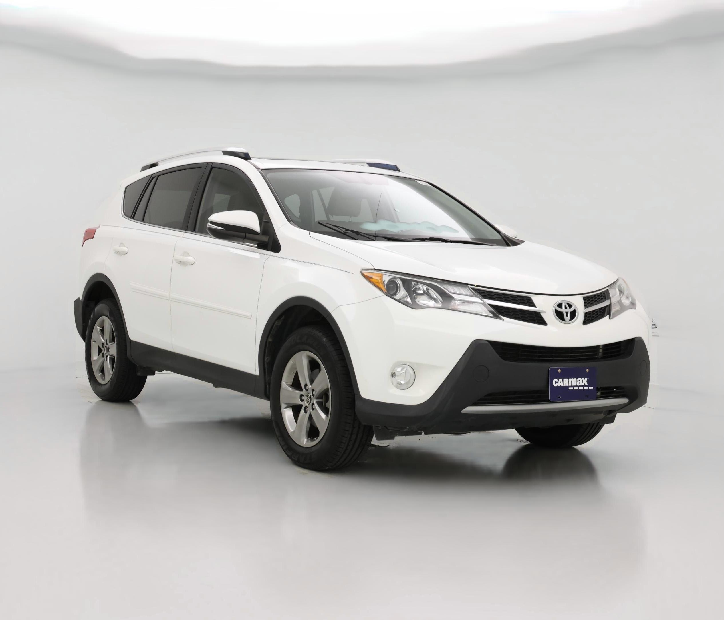 Thumbnail: 2015 Toyota RAV4 - 1