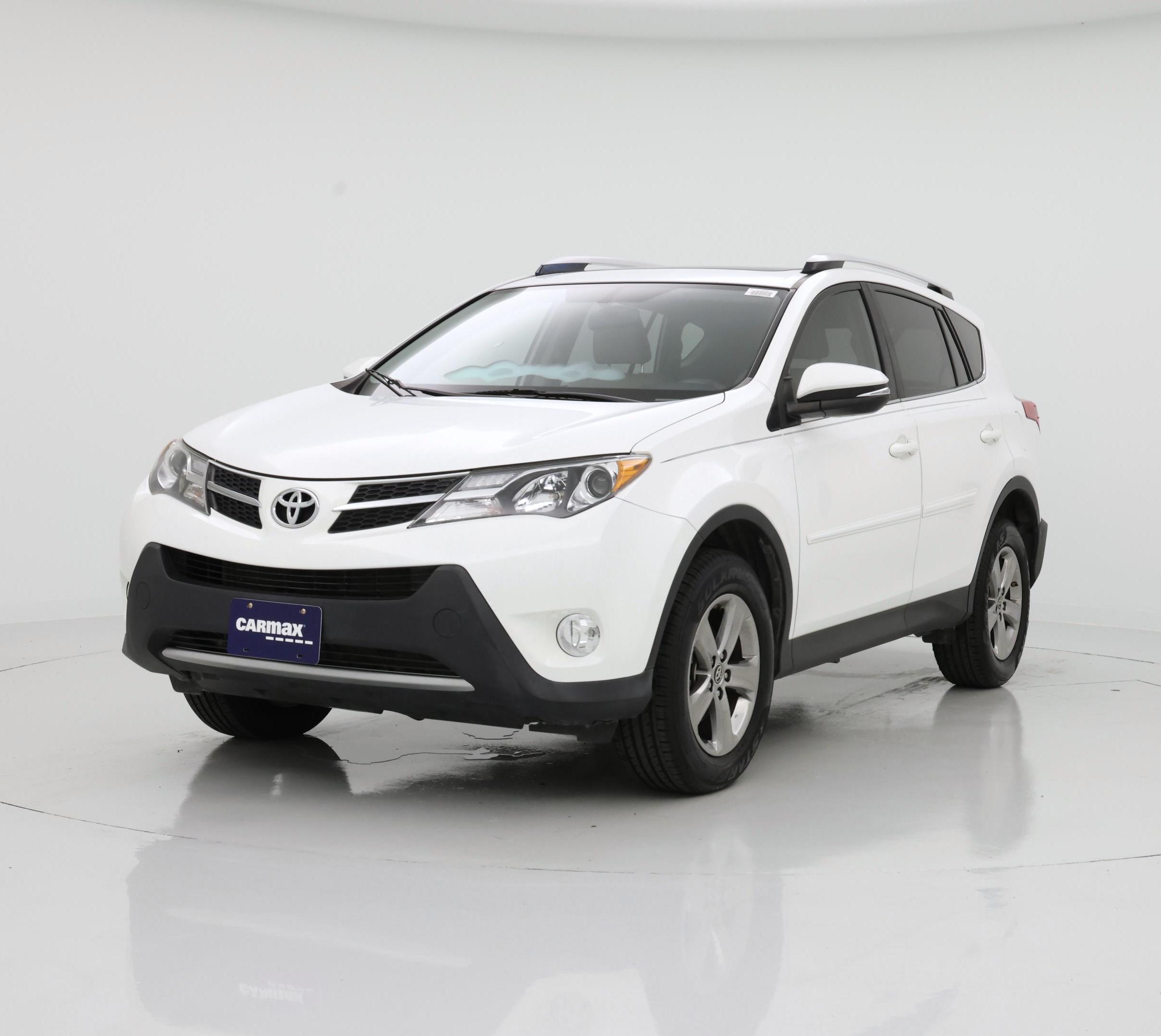Thumbnail: 2015 Toyota RAV4 - 4