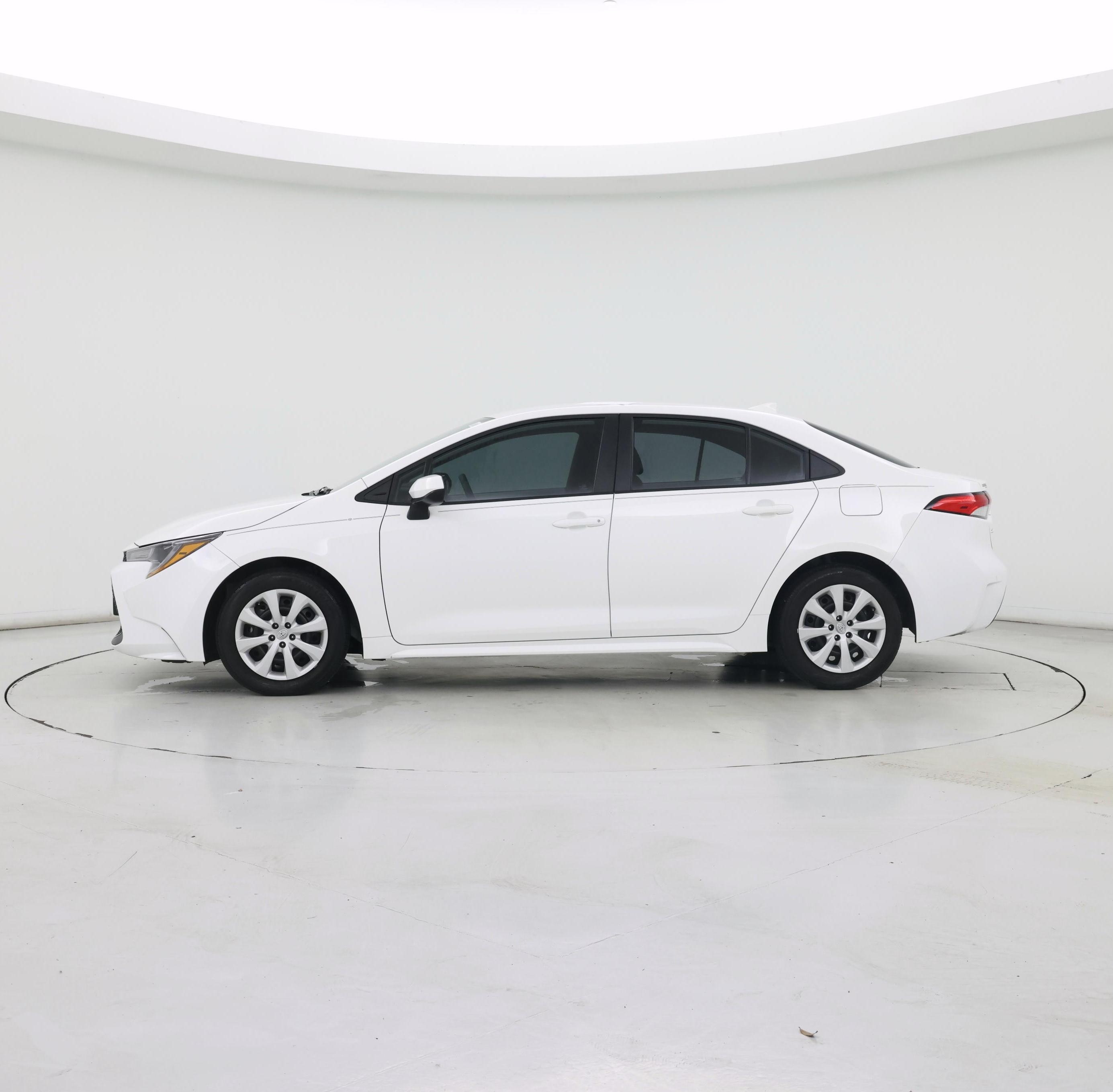 Thumbnail: 2022 Toyota Corolla - 3