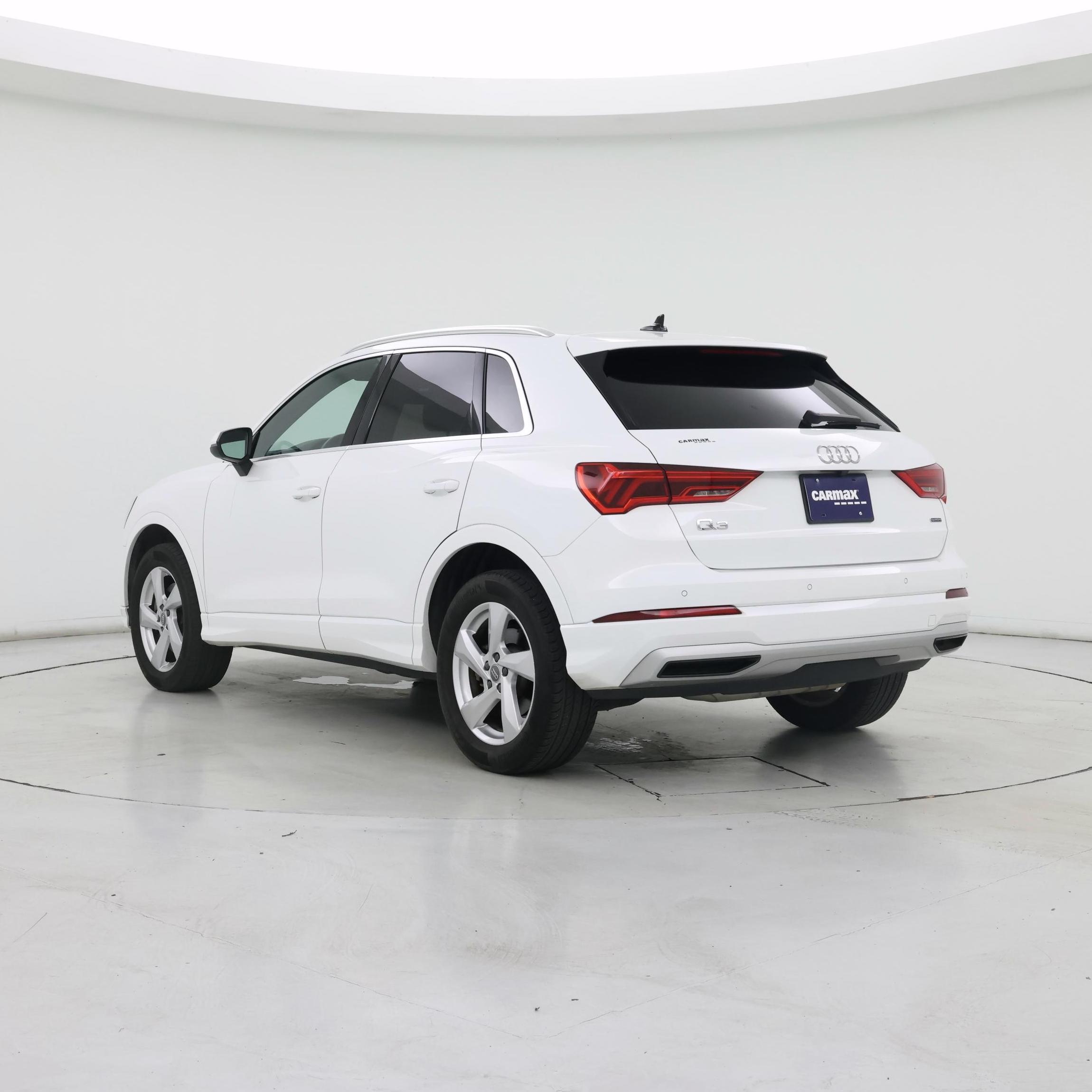 Thumbnail: 2020 Audi Q3 - 2